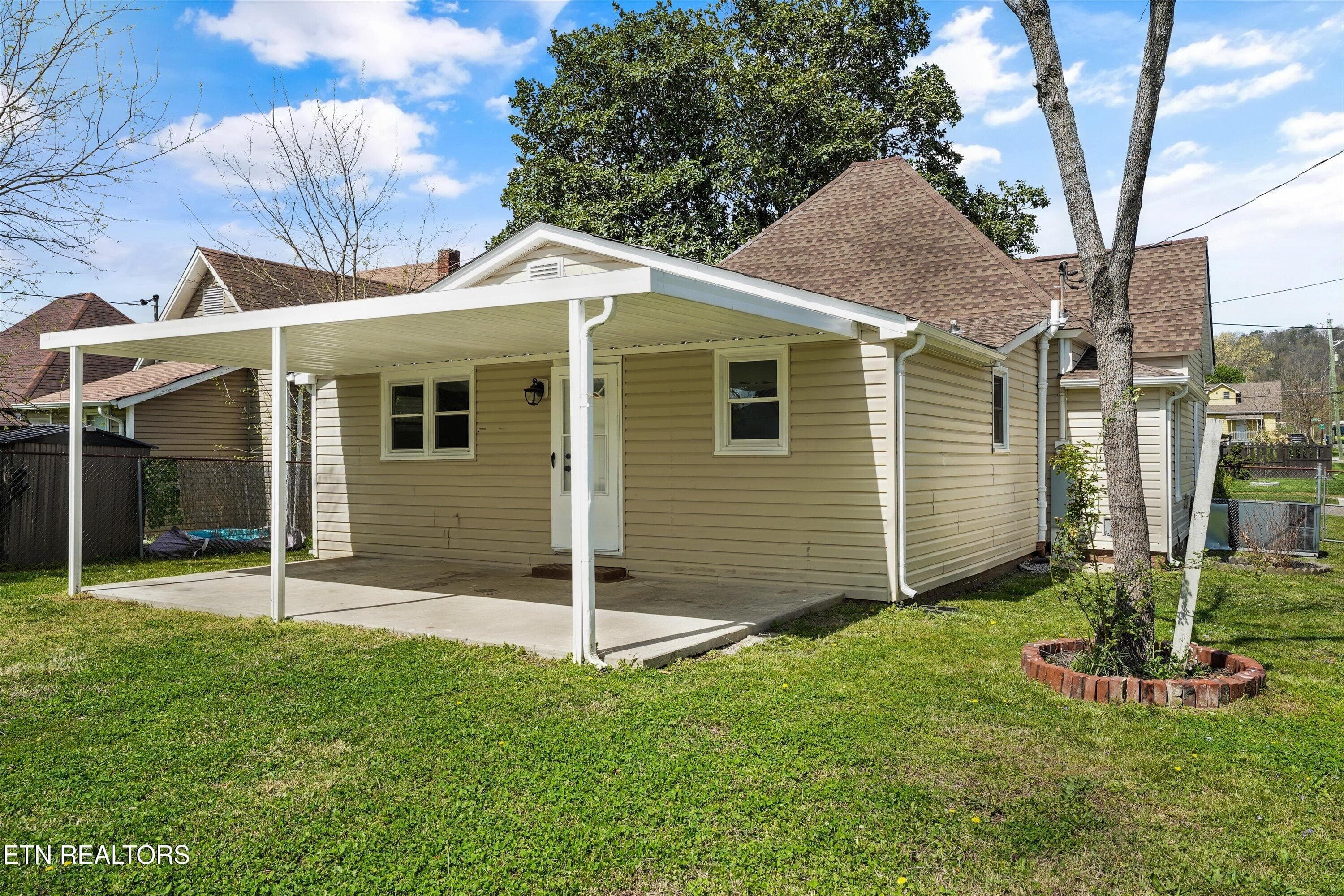 32-432 E Springdale Ave 33 - 432 E Springdale Ave, Knoxville, TN 37917, Knoxville