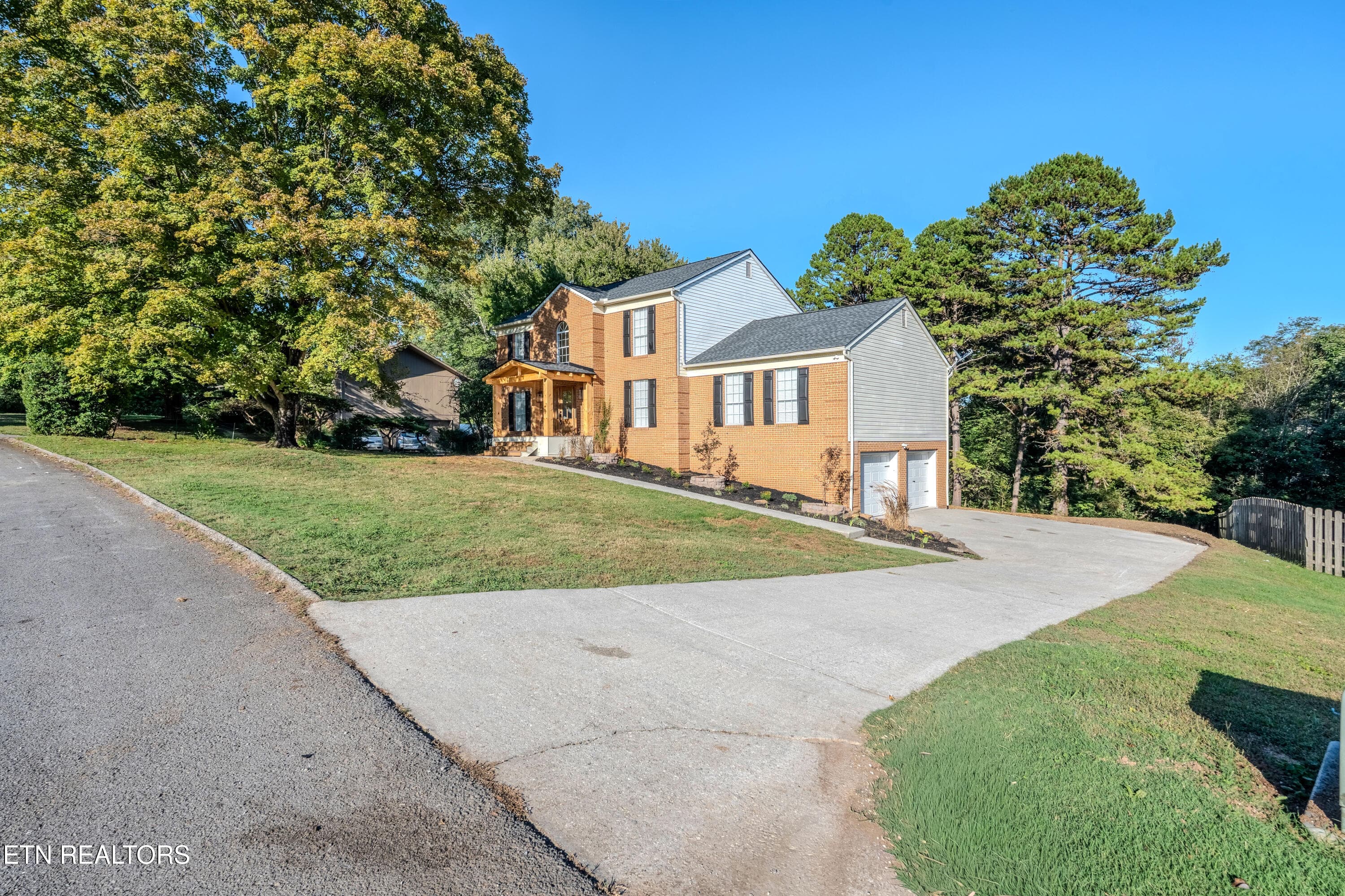 1908BreezyRidgeTrail-4 - 1908 Breezy Ridge Tr, Knoxville, TN 37922, Knoxville