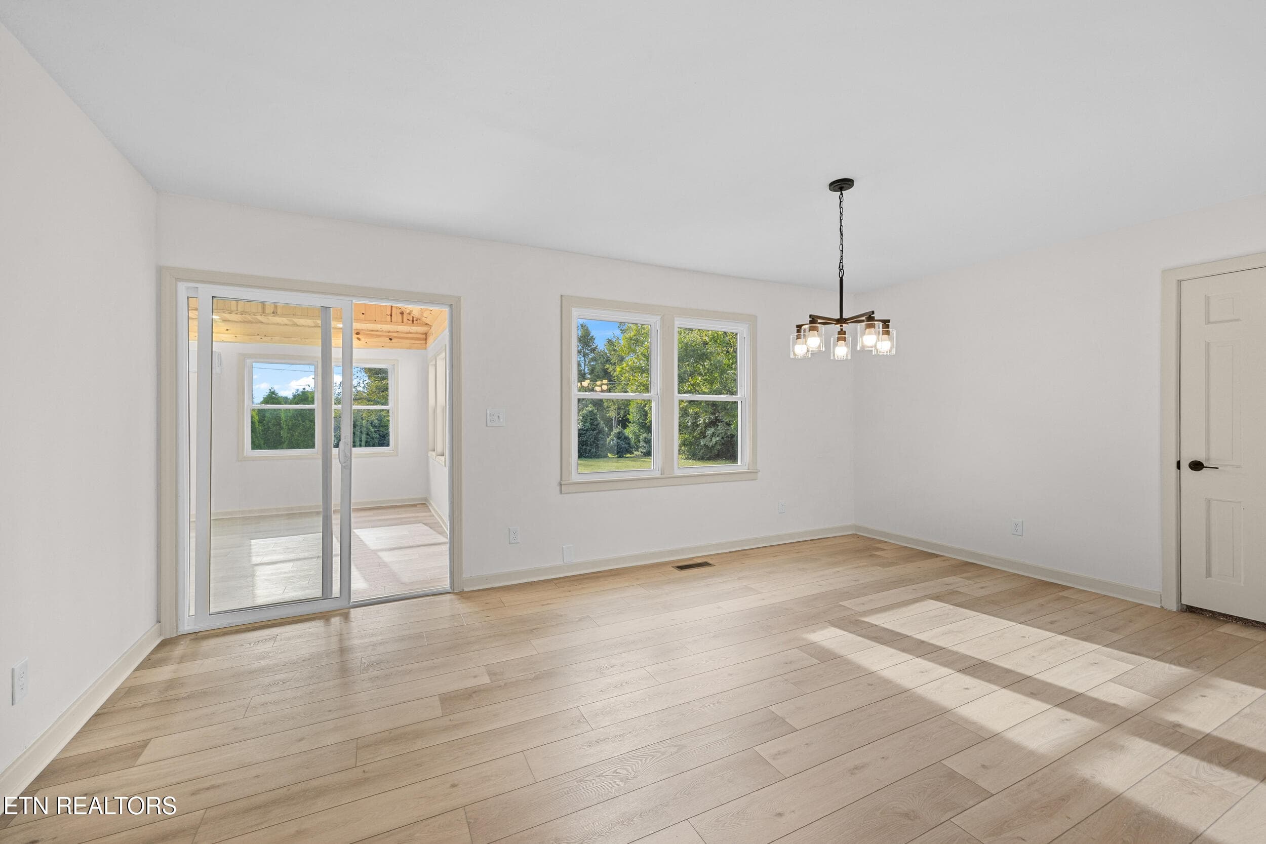 Dining/sunroom entry - 1618 Old Niles Ferry Rd, Maryville, TN 37803, Maryville