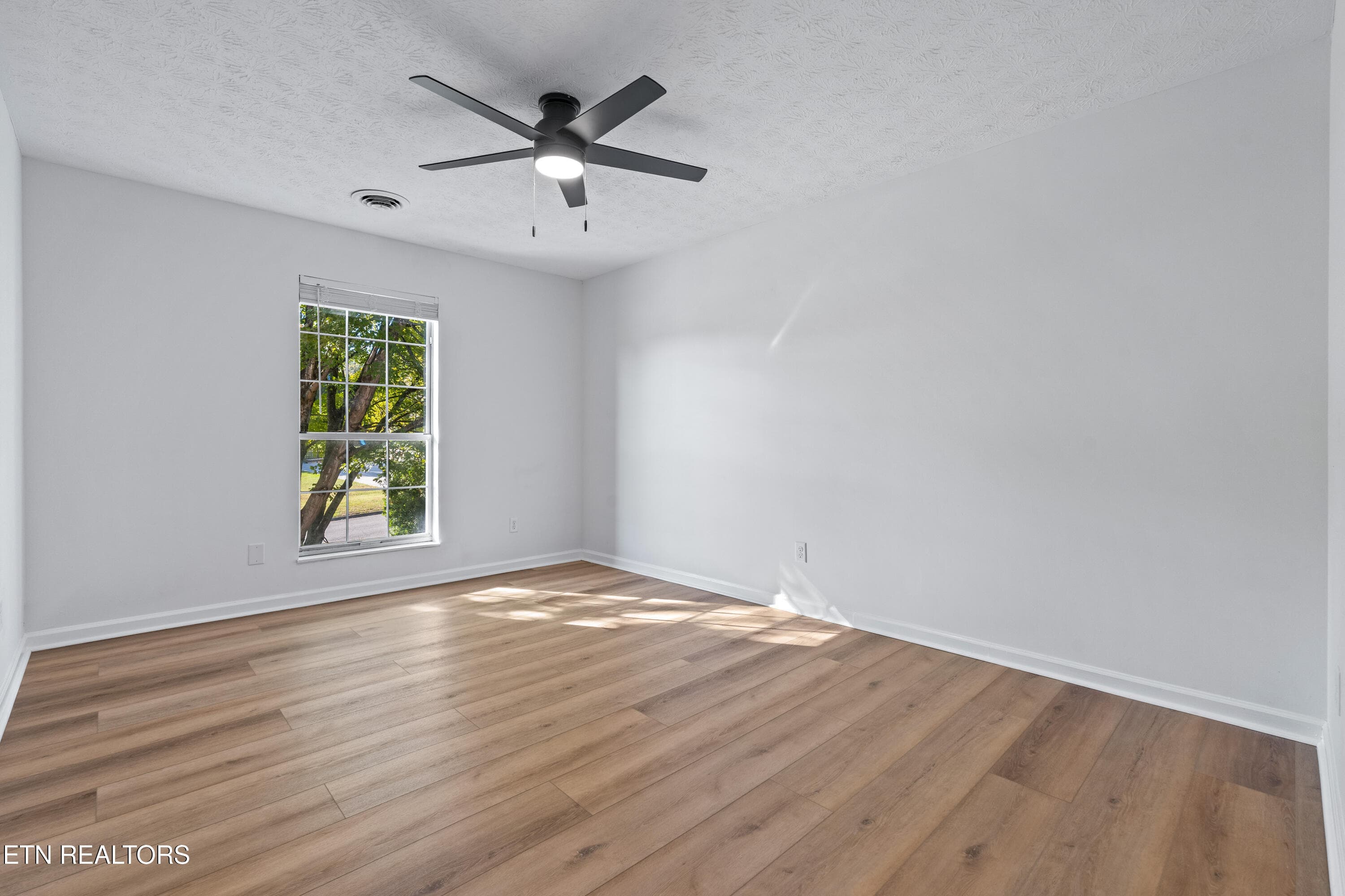 1908BreezyRidgeTrail-60 - 1908 Breezy Ridge Tr, Knoxville, TN 37922, Knoxville