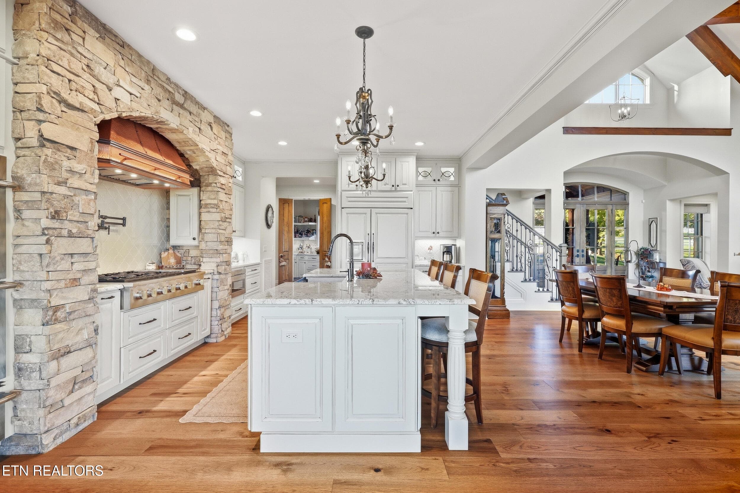 Chef's Kitchen - 2032 Cochran Rd, Maryville, TN 37803