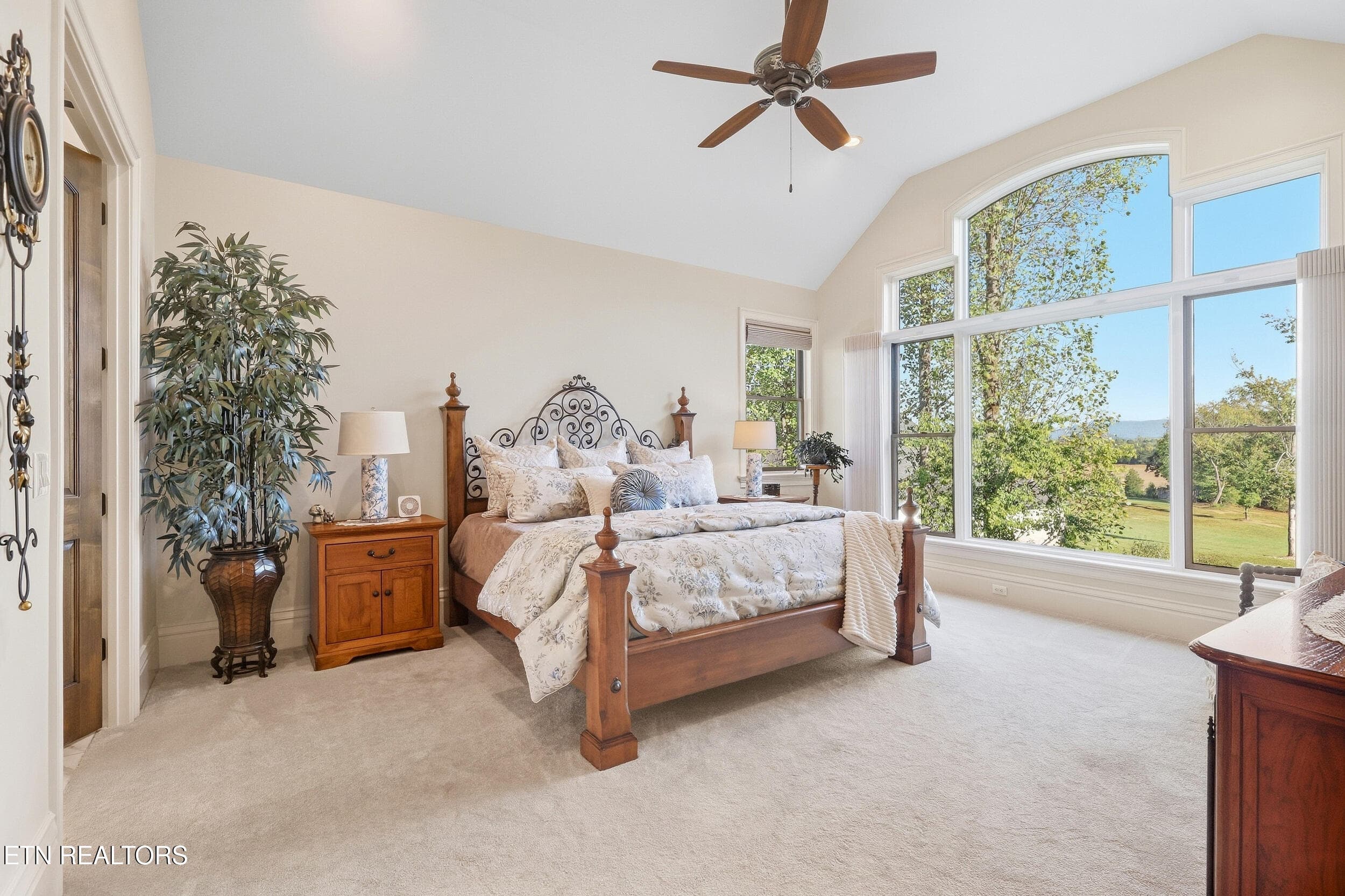 Primary Bedroom - 2032 Cochran Rd, Maryville, TN 37803