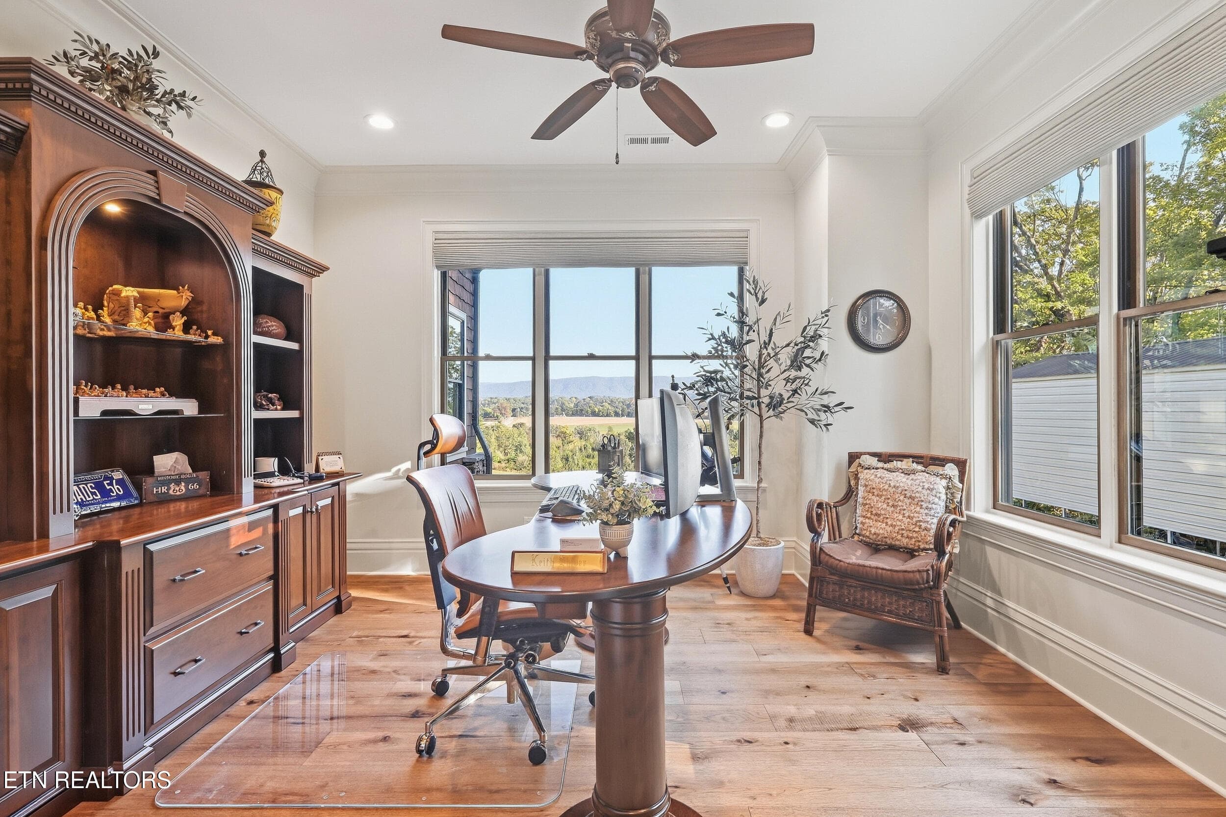 Private Home Office - 2032 Cochran Rd, Maryville, TN 37803
