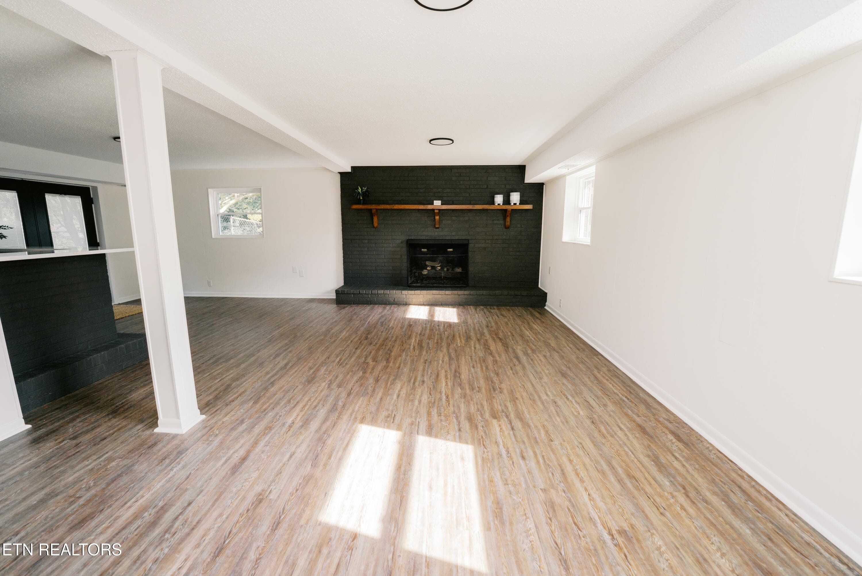 Basement 2 - 912 Naples Rd, Knoxville, TN 37923