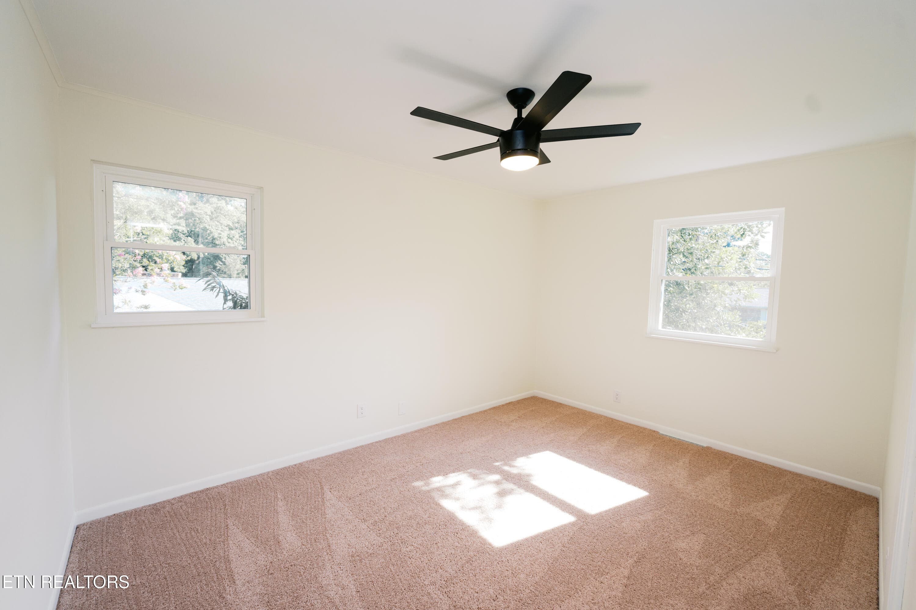 BR 2 - 912 Naples Rd, Knoxville, TN 37923