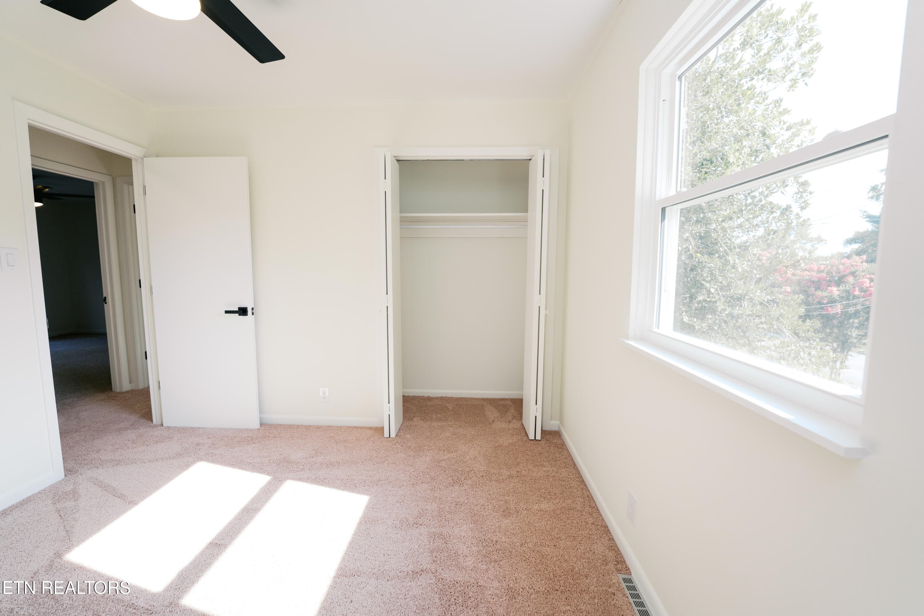 BR 5 - 912 Naples Rd, Knoxville, TN 37923