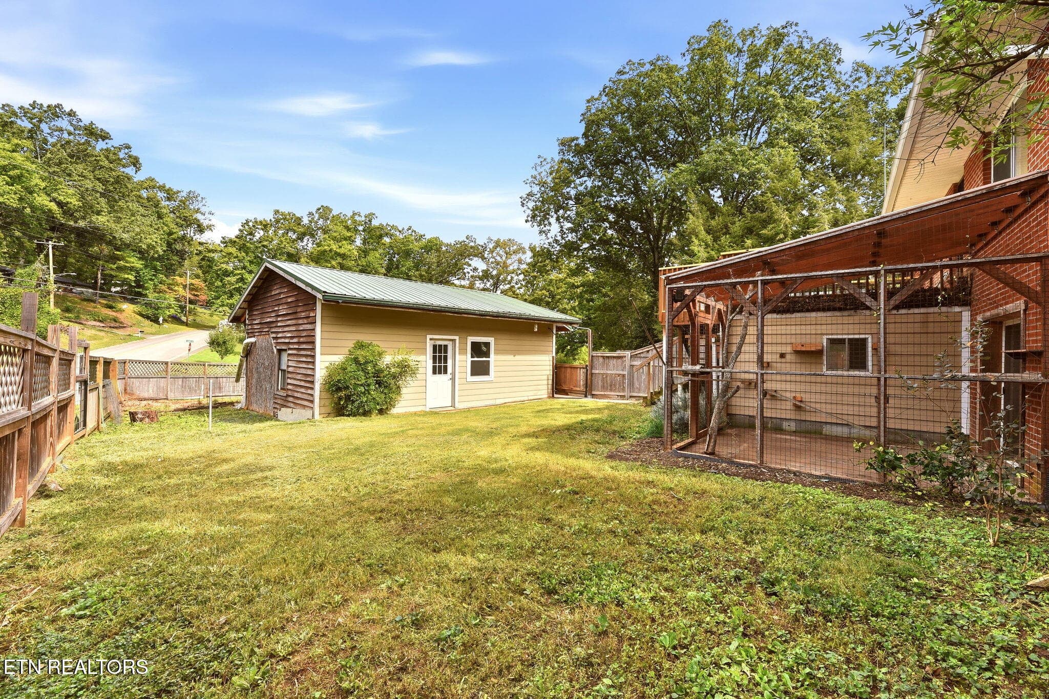 50-web-or-mls-Lsll198 (45) - 198 Lasalle Rd, Oak Ridge, TN 37830, Oak Ridge