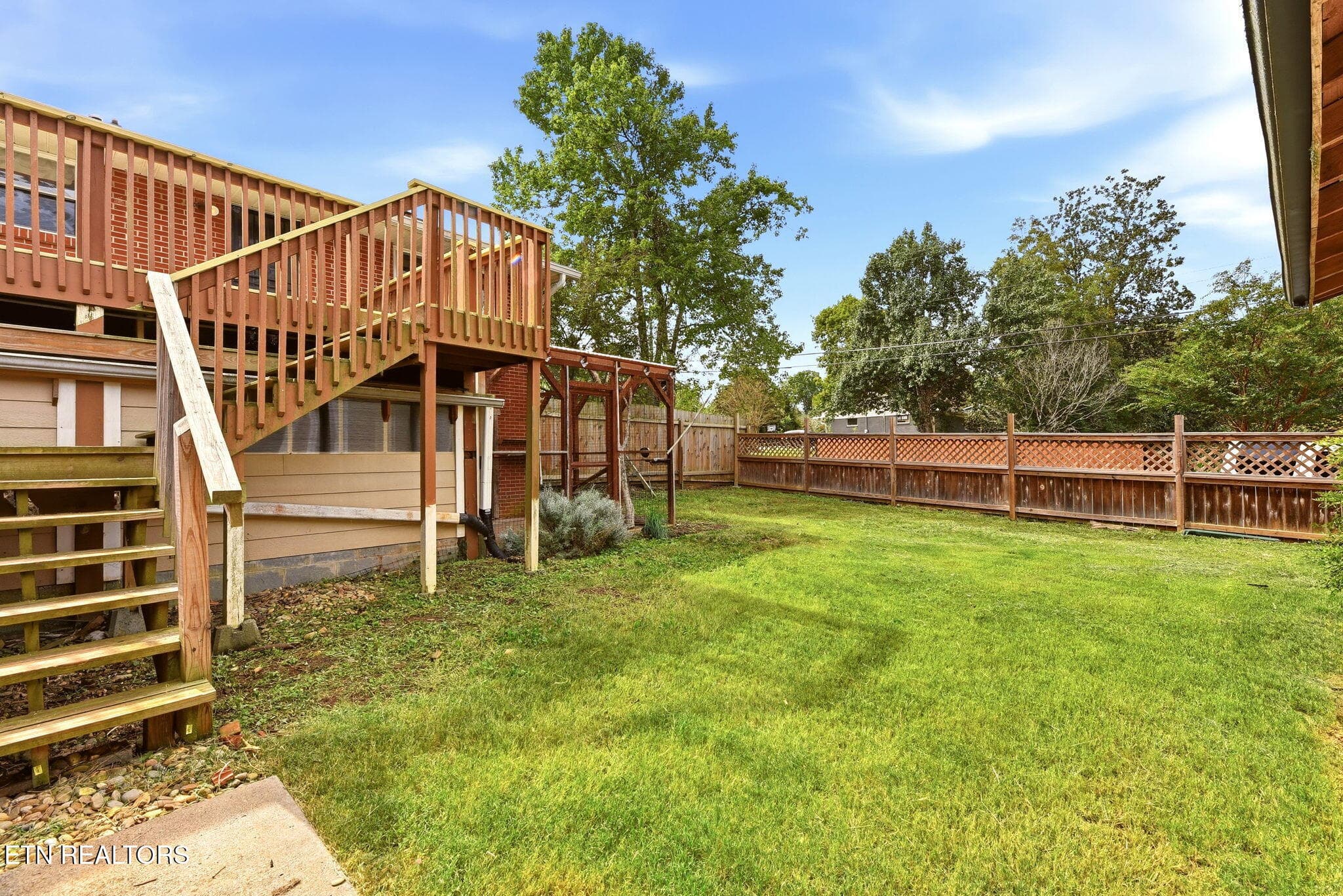52-web-or-mls-Lsll198 (44) - 198 Lasalle Rd, Oak Ridge, TN 37830, Oak Ridge