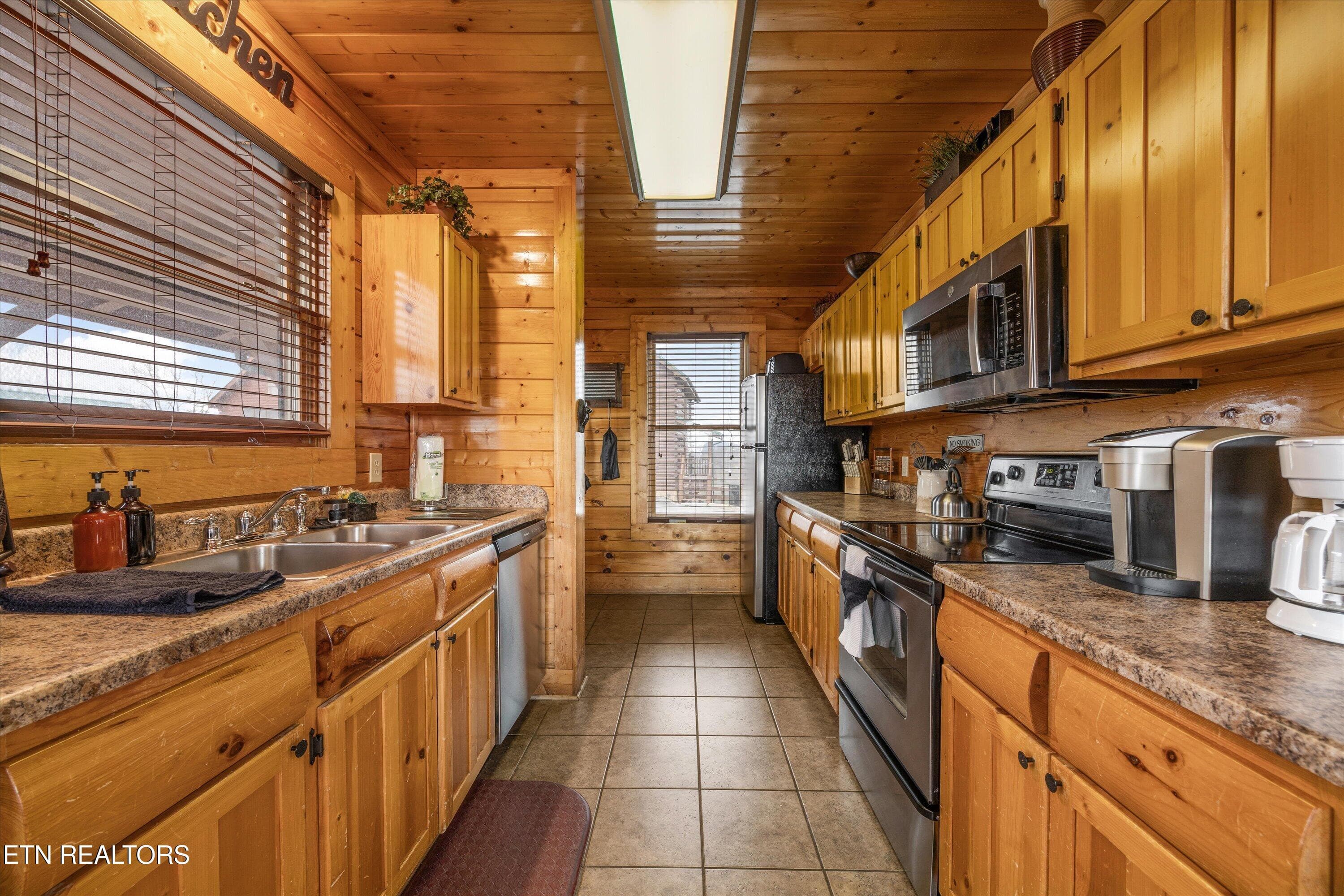09-2833 White Oak Ridge Ln12 - 2833 White Oak Ridge Lane, Sevierville, TN 37862, Sevierville