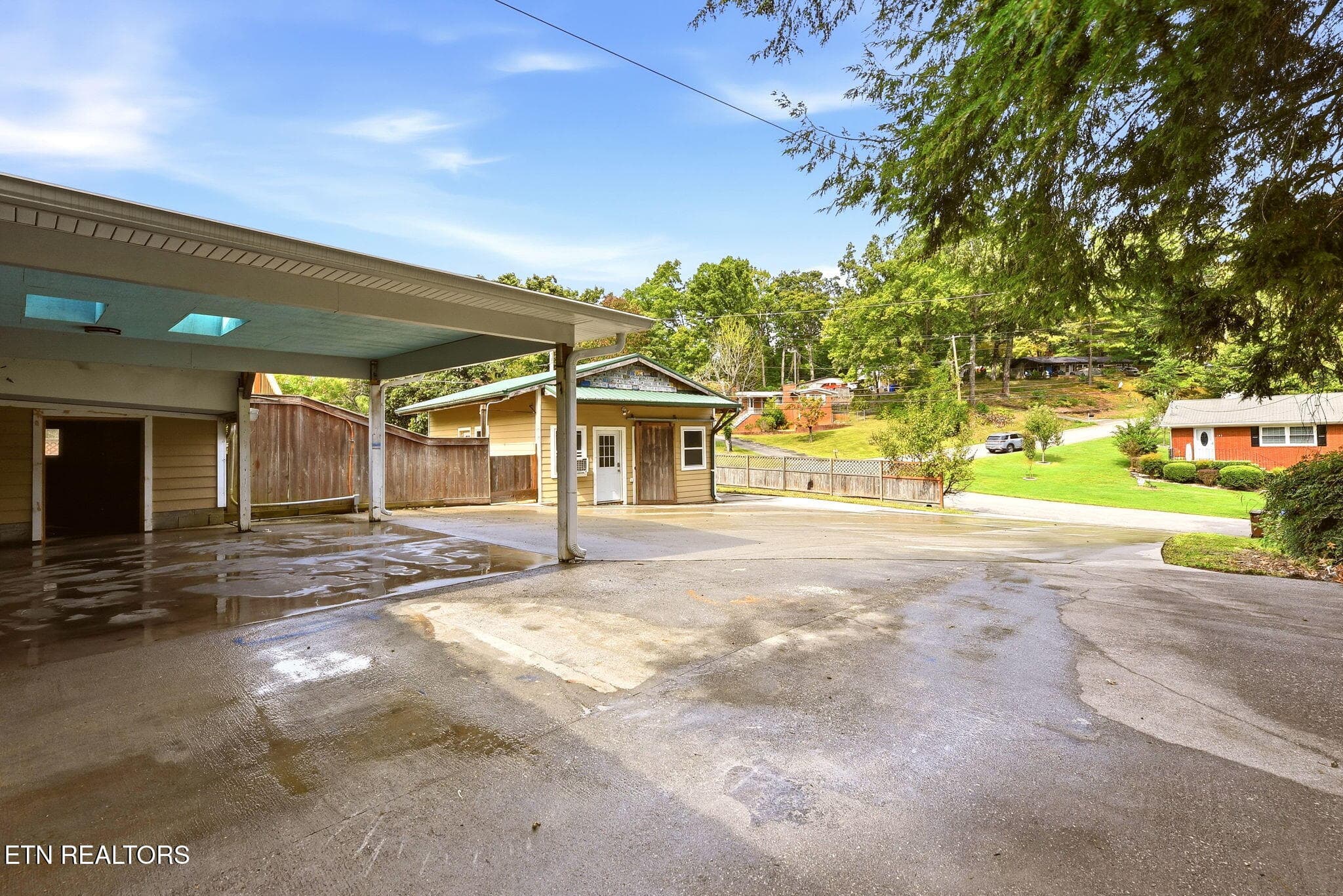 57-web-or-mls-Lsll198 (57) - 198 Lasalle Rd, Oak Ridge, TN 37830, Oak Ridge