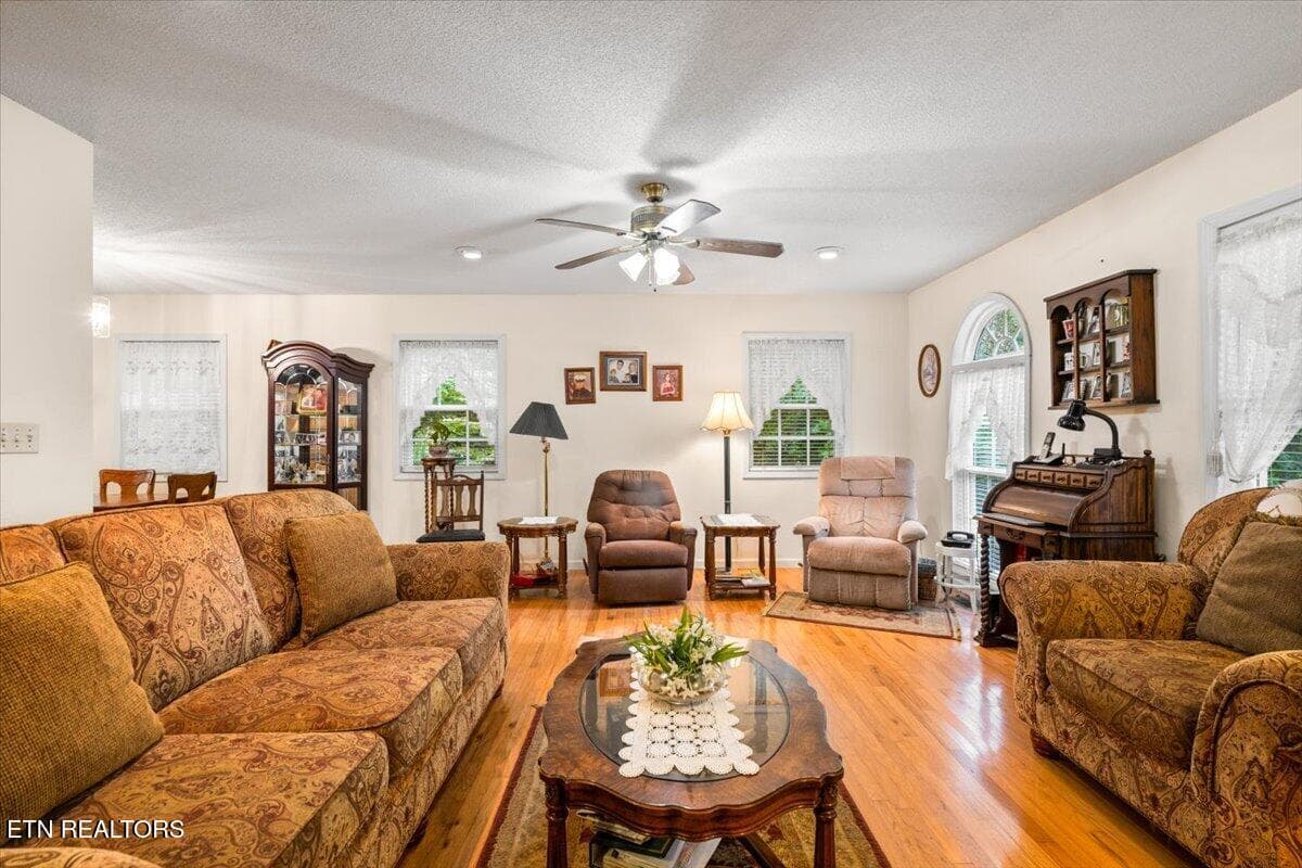 20-169 Bibee Ln - 169 Bibee Lane, Caryville, TN 37714, Caryville
