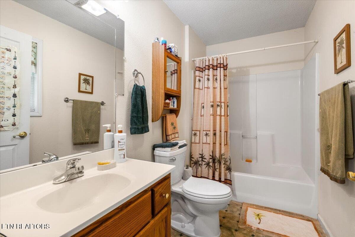 24-169 Bibee Ln - 169 Bibee Lane, Caryville, TN 37714, Caryville