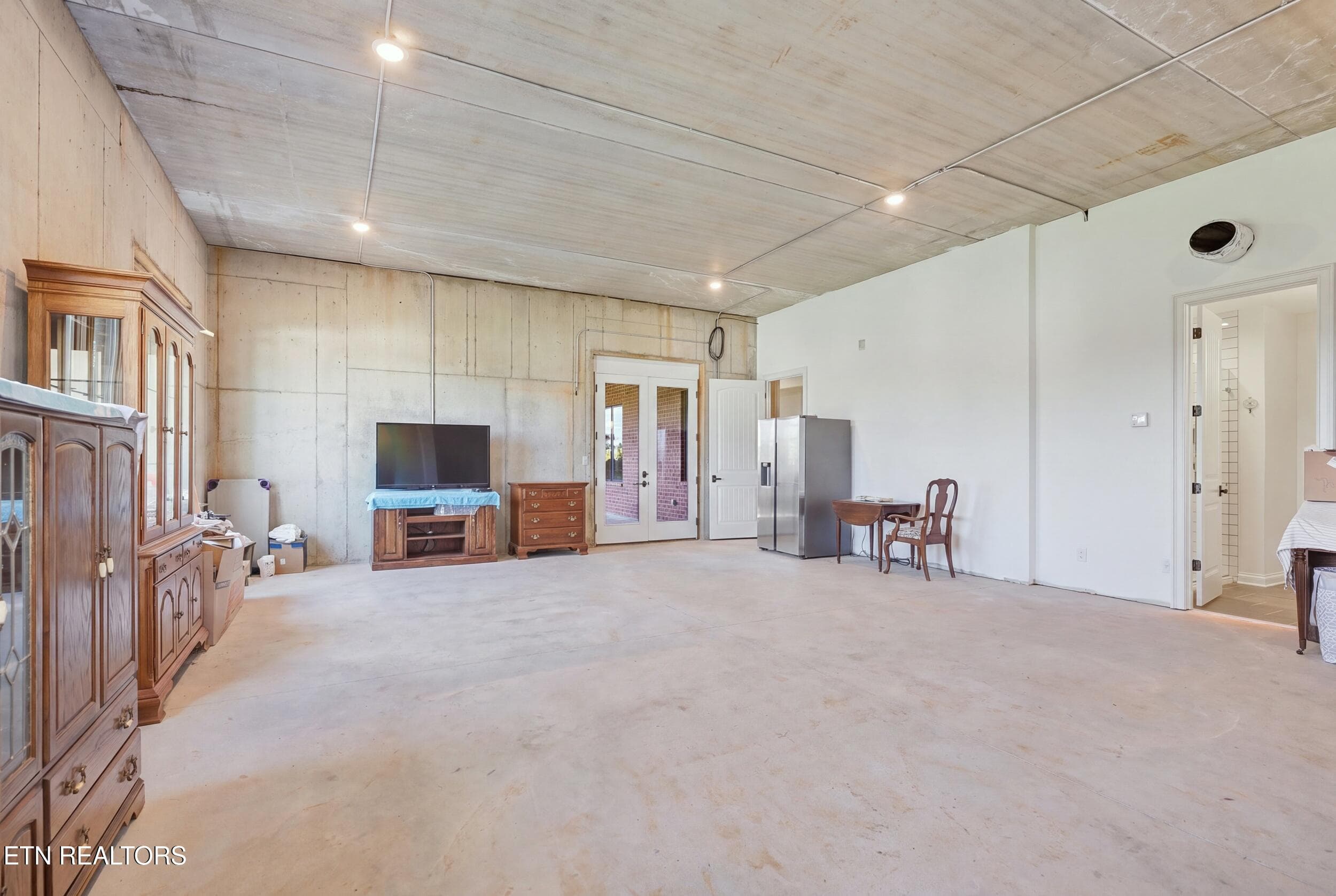 Unfinished Lower-Level Apartment - 2032 Cochran Rd, Maryville, TN 37803