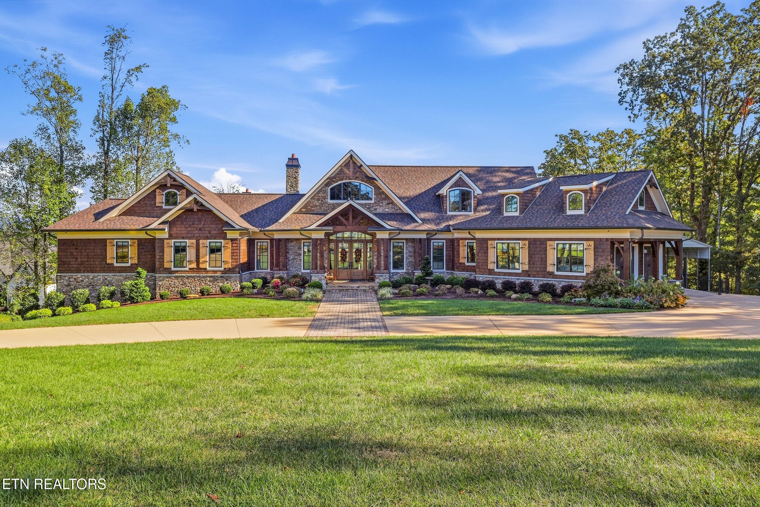 2032 Cochran Rd, Maryville, TN 37803