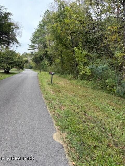 Gadson Lane, Powell, TN 37849