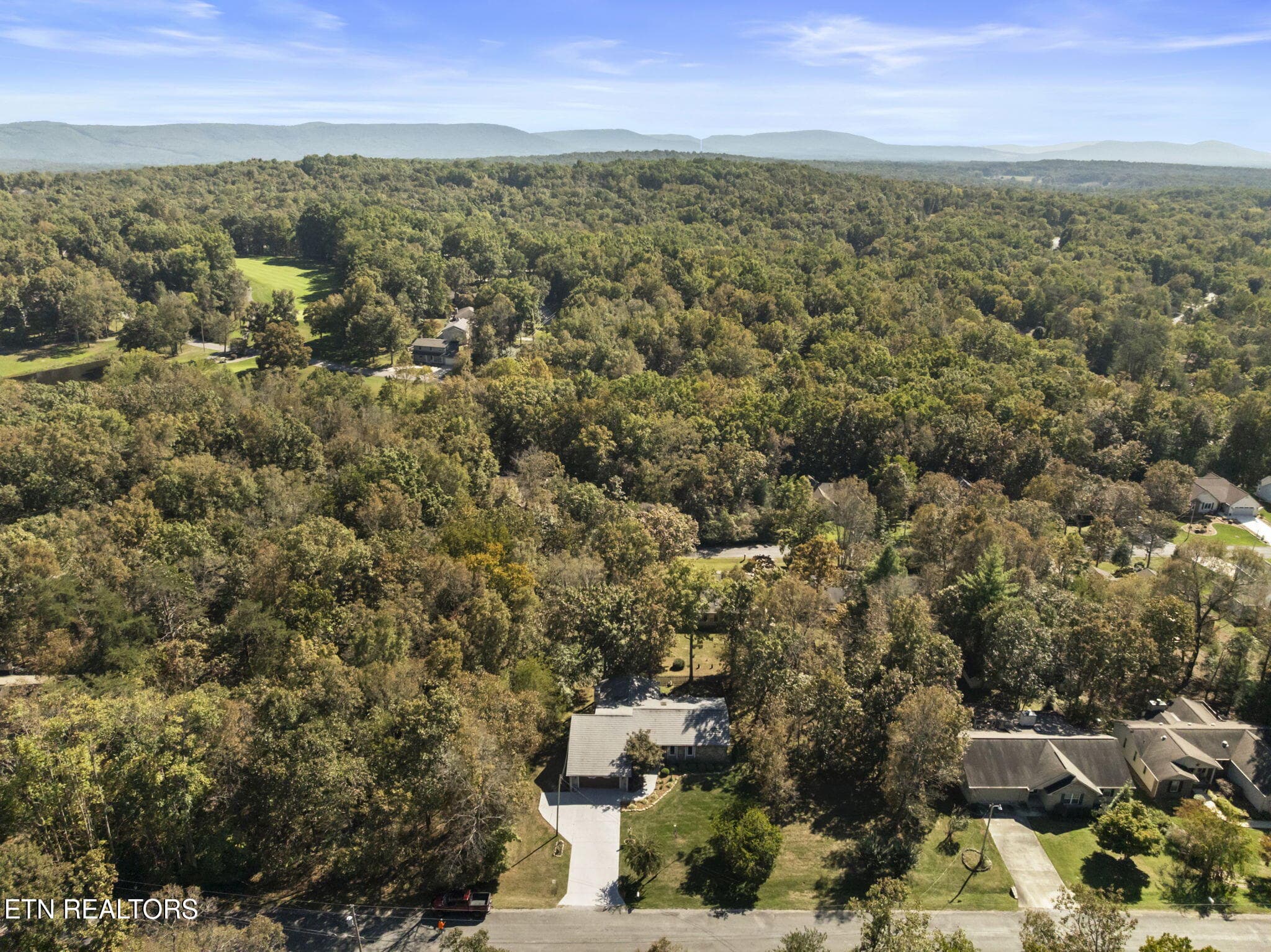37-web-or-mls-DJI_20261008135350_0862_D - 109 Winslow Lane, Fairfield Glade, TN 38558, Fairfield Glade