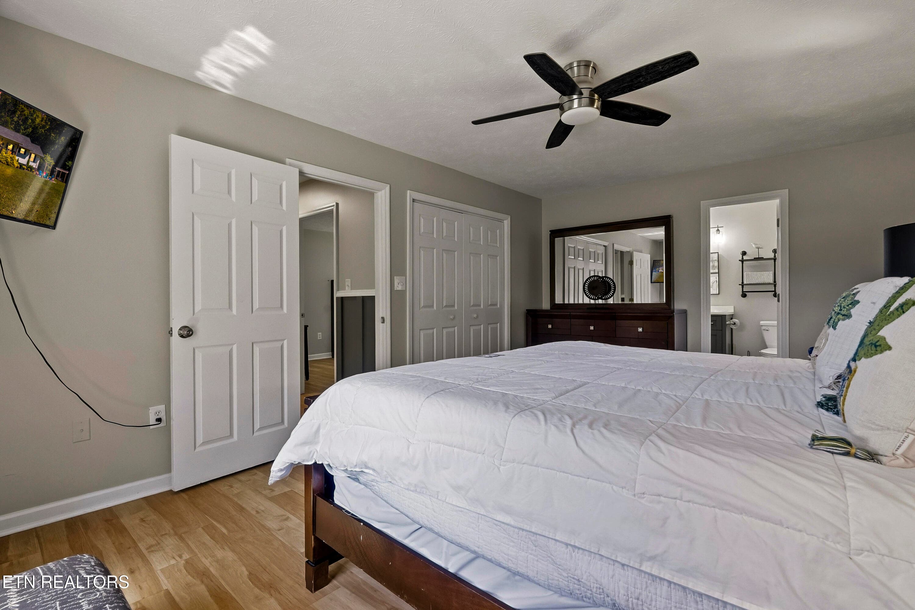 DSC03589 - 1047 Boardly Hills Blvd, Sevierville, TN 37876