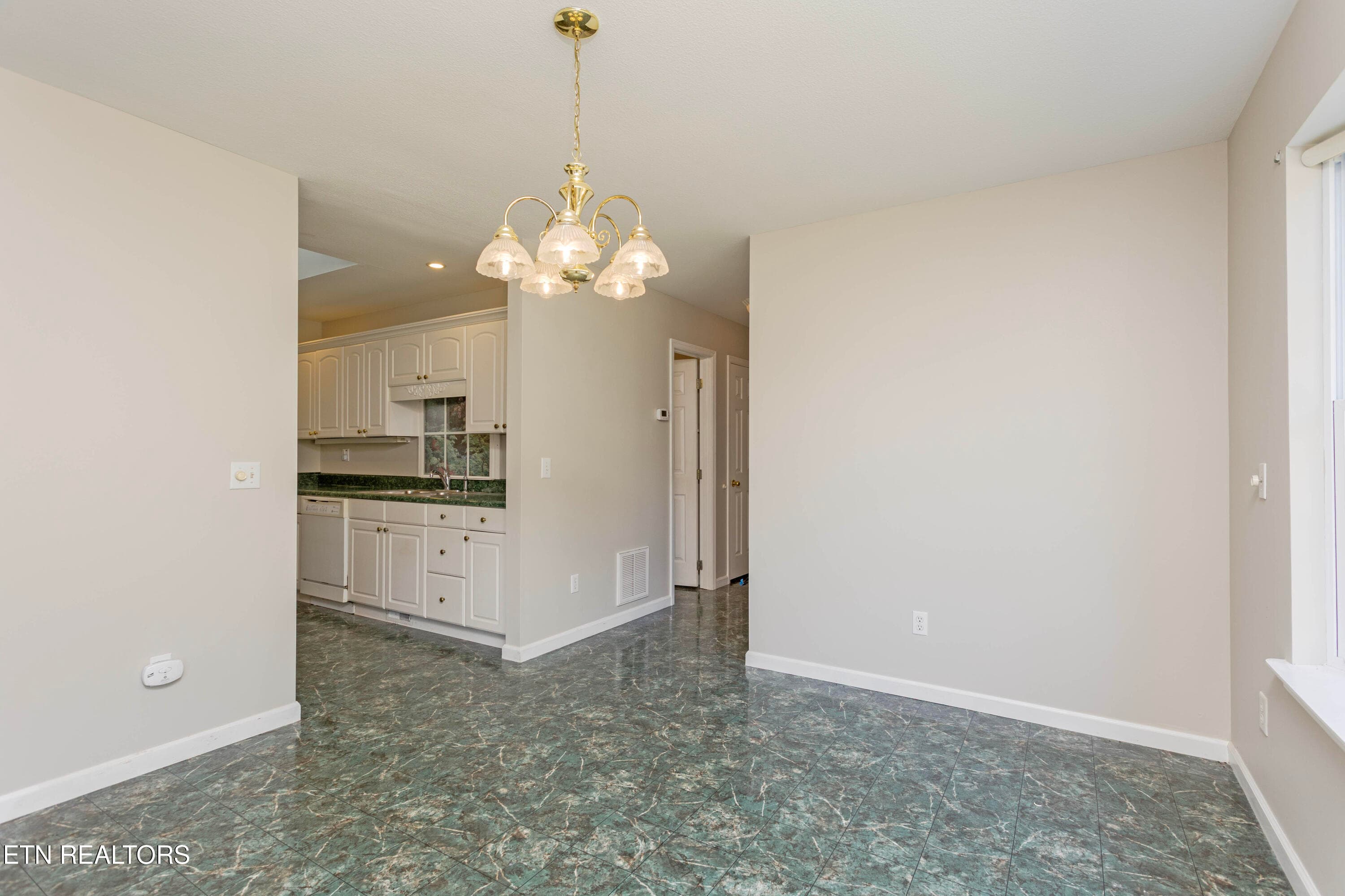 12 - 2060 Torbett Rd, Spring City, TN 37381