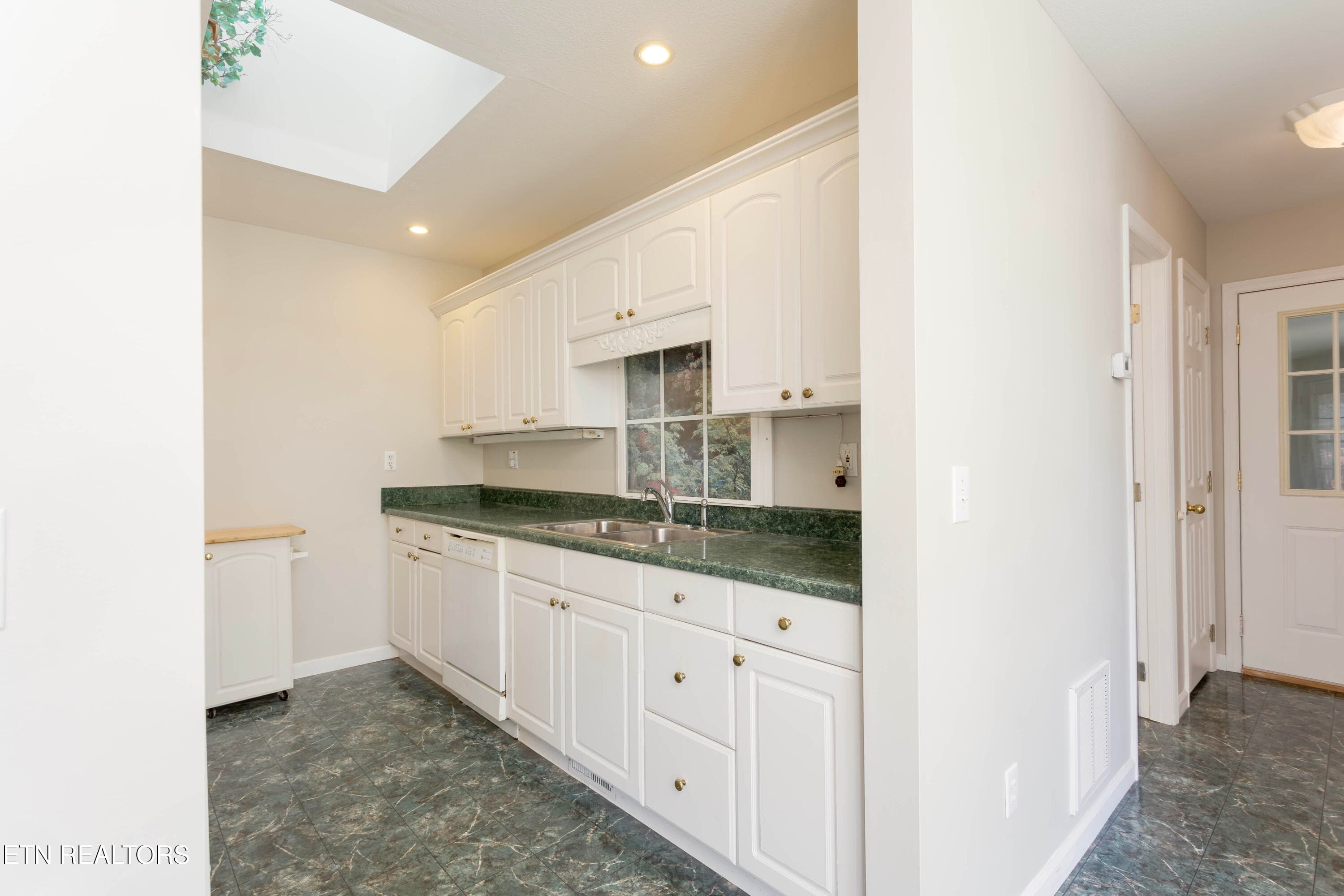 15 - 2060 Torbett Rd, Spring City, TN 37381