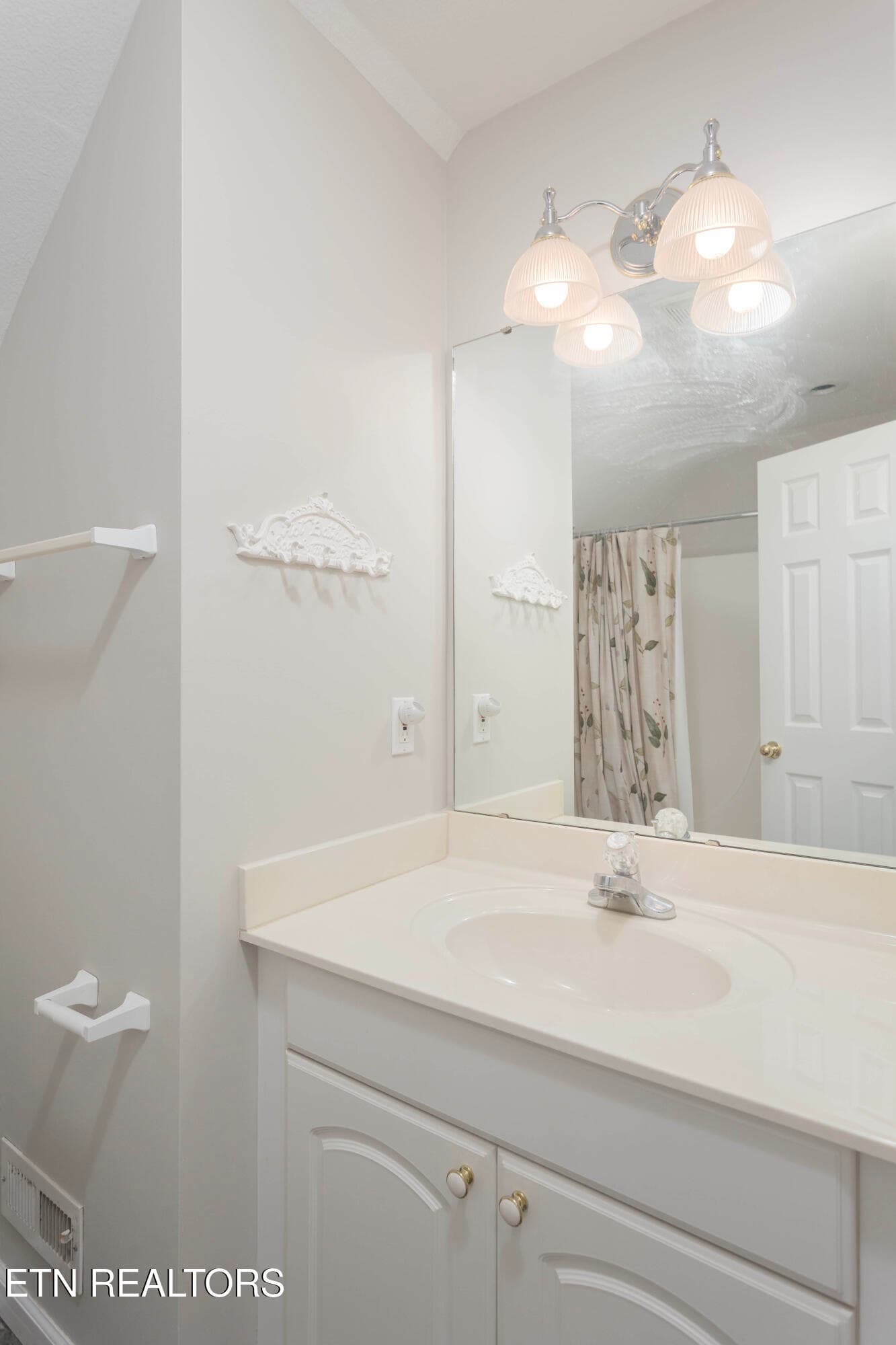 30 - 2060 Torbett Rd, Spring City, TN 37381