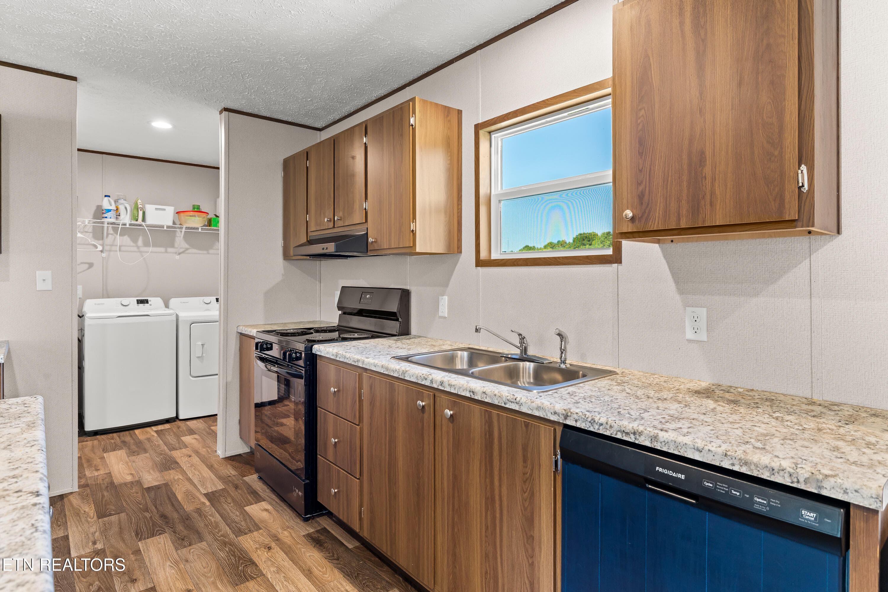 702ChildressAve-5 - 702 Childress Ave, Sweetwater, TN 37874, Sweetwater