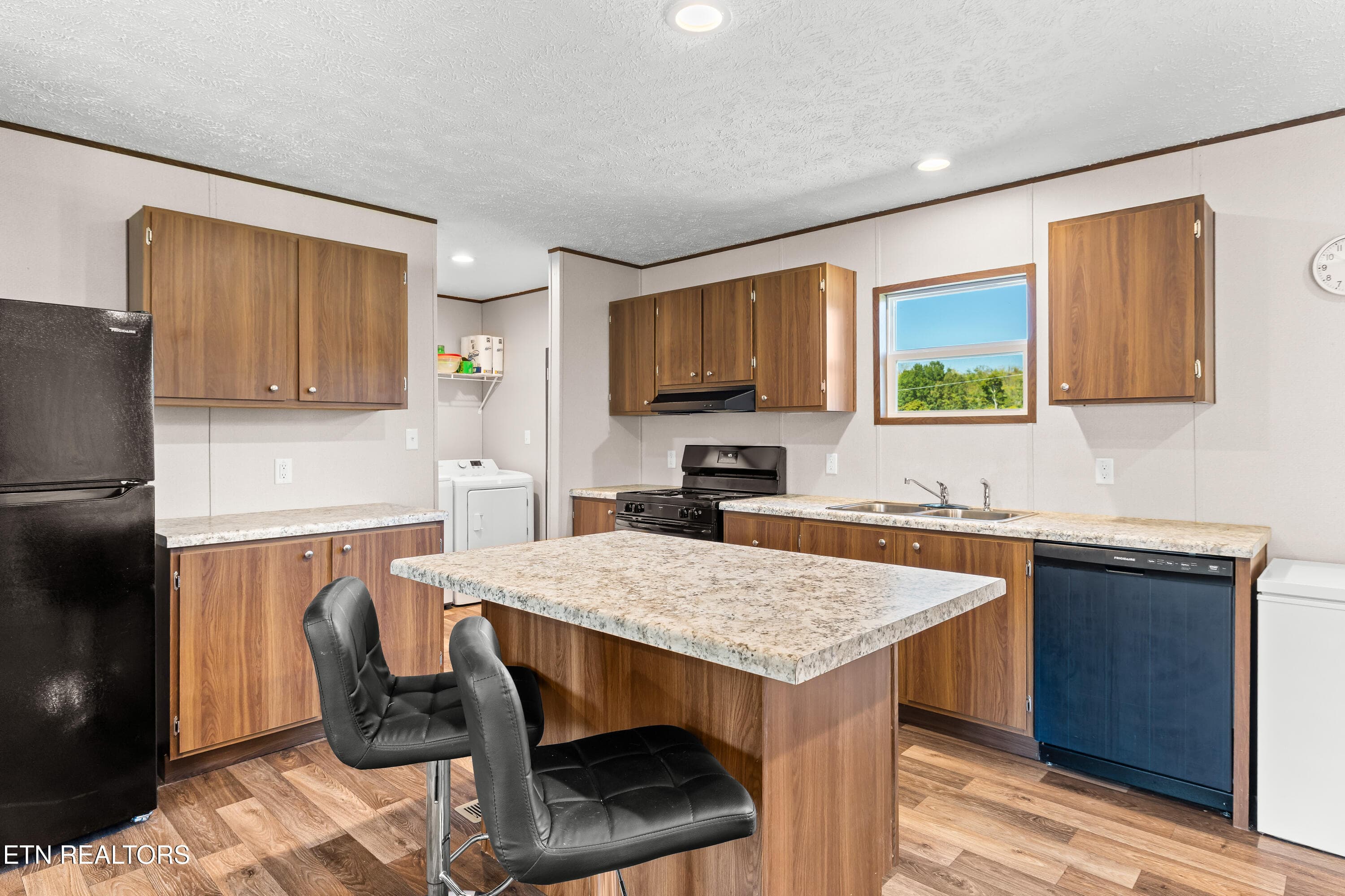 702ChildressAve-2 - 702 Childress Ave, Sweetwater, TN 37874, Sweetwater
