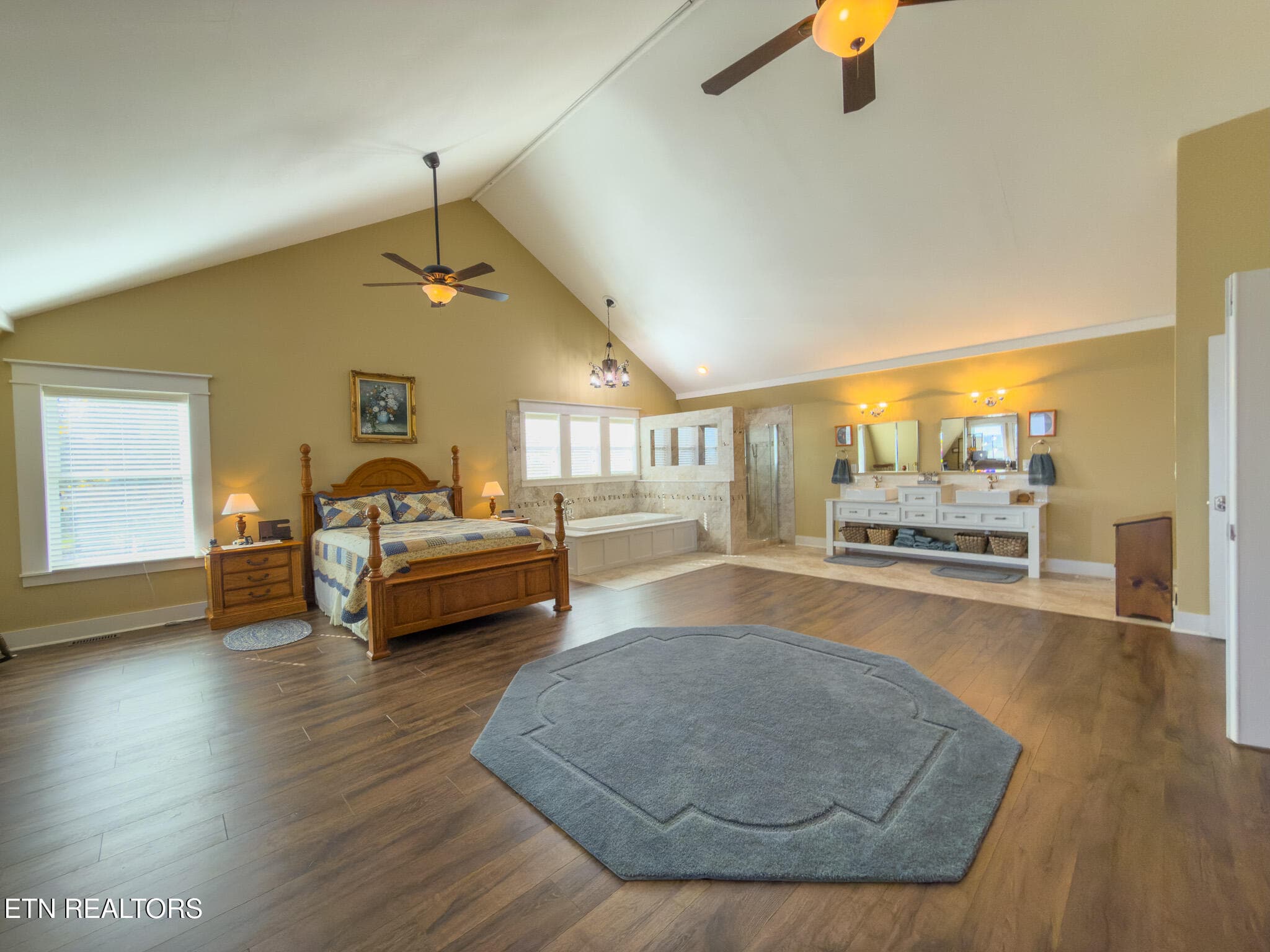 Upstairs Bedroom - 791 Highway 113, White Pine, TN 37890, White Pine