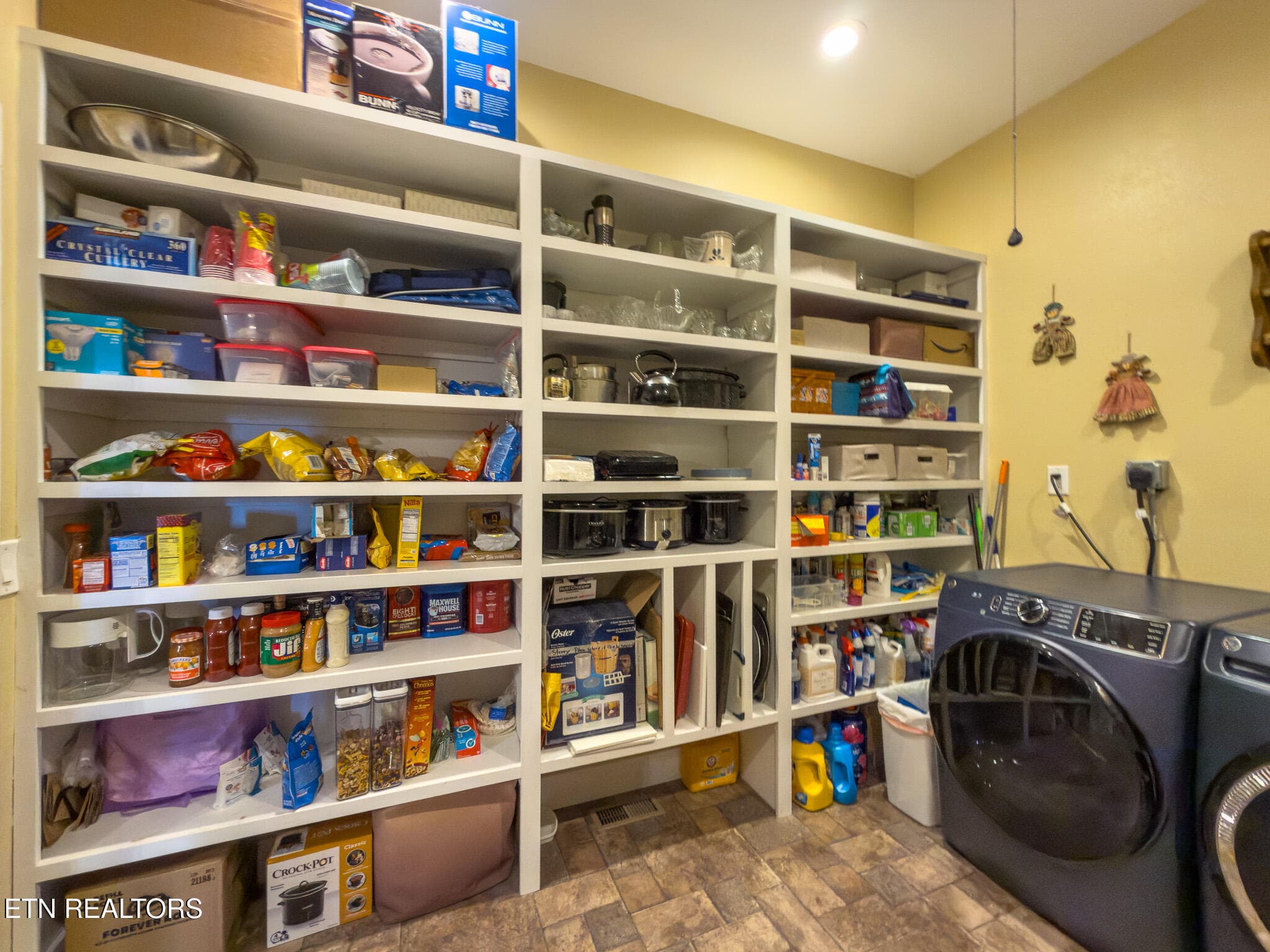 Pantry/Laundry - 791 Highway 113, White Pine, TN 37890, White Pine
