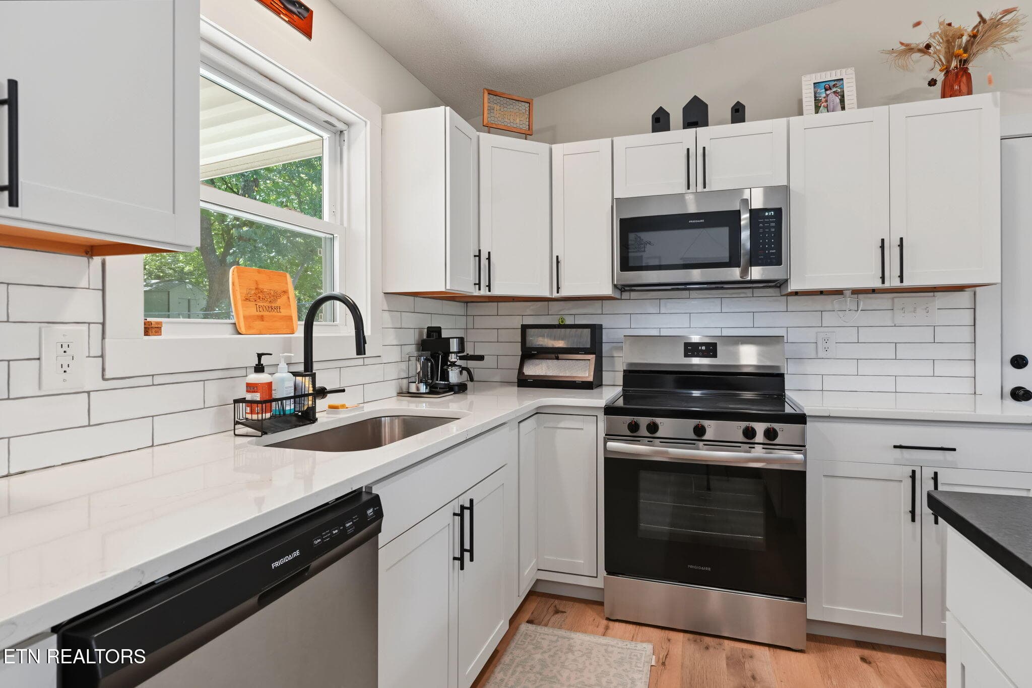 25-web-or-mls-DSC06621-2 - 5812 NW Rockwood Lane, Knoxville, TN 37921, Knoxville