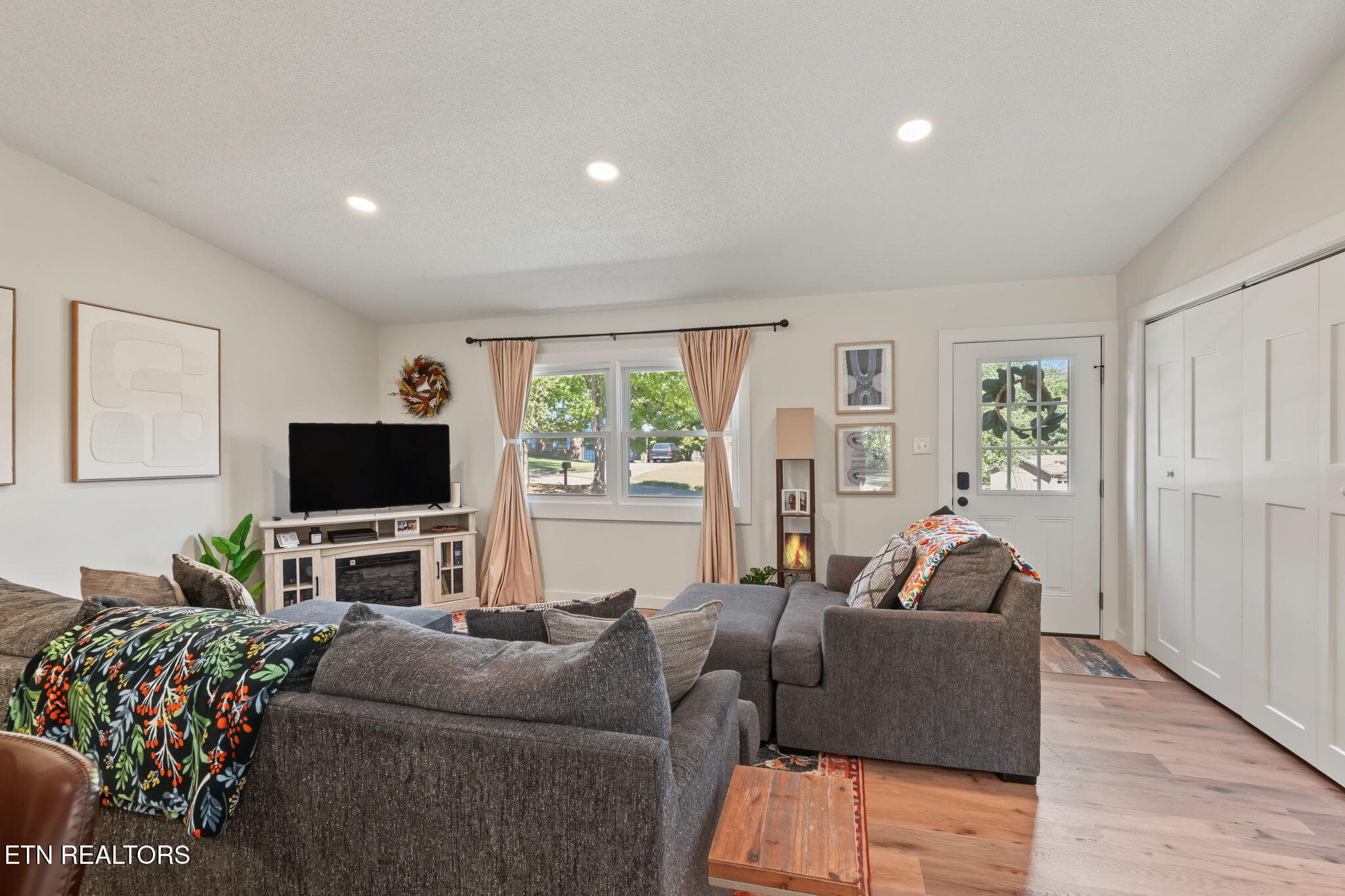 31-web-or-mls-DSC06656-2 - 5812 NW Rockwood Lane, Knoxville, TN 37921, Knoxville