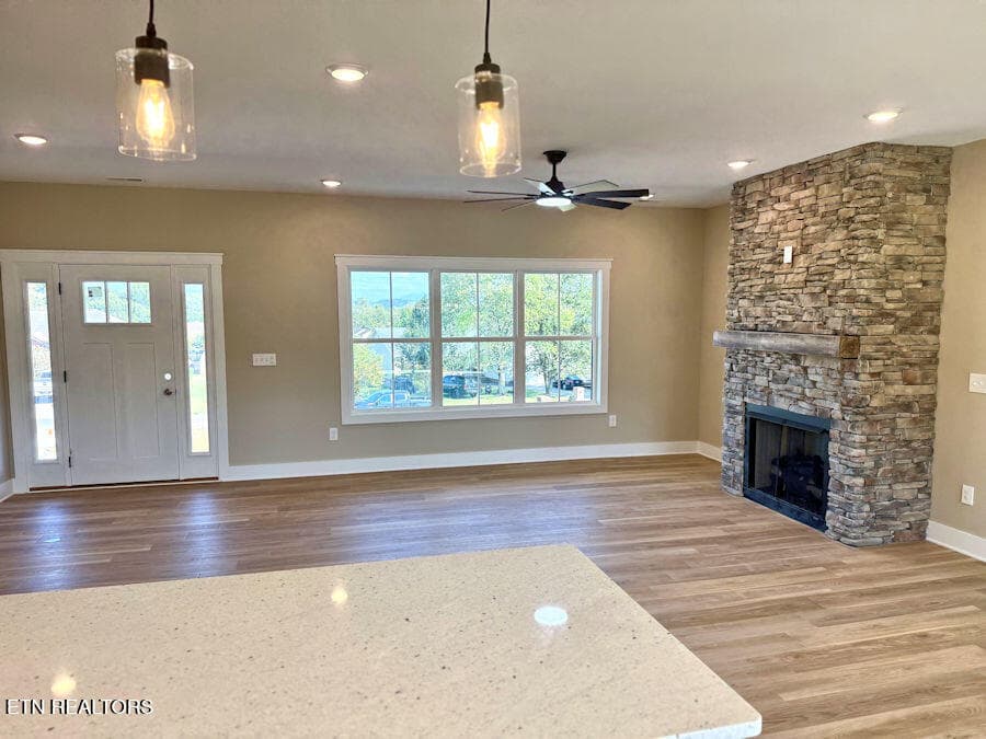 living room6b - 1259 Stewart St, Sevierville, TN 37876, Sevierville