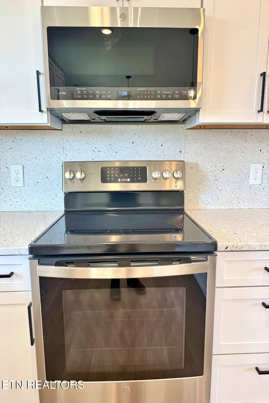 kitchen4b - 1259 Stewart St, Sevierville, TN 37876, Sevierville