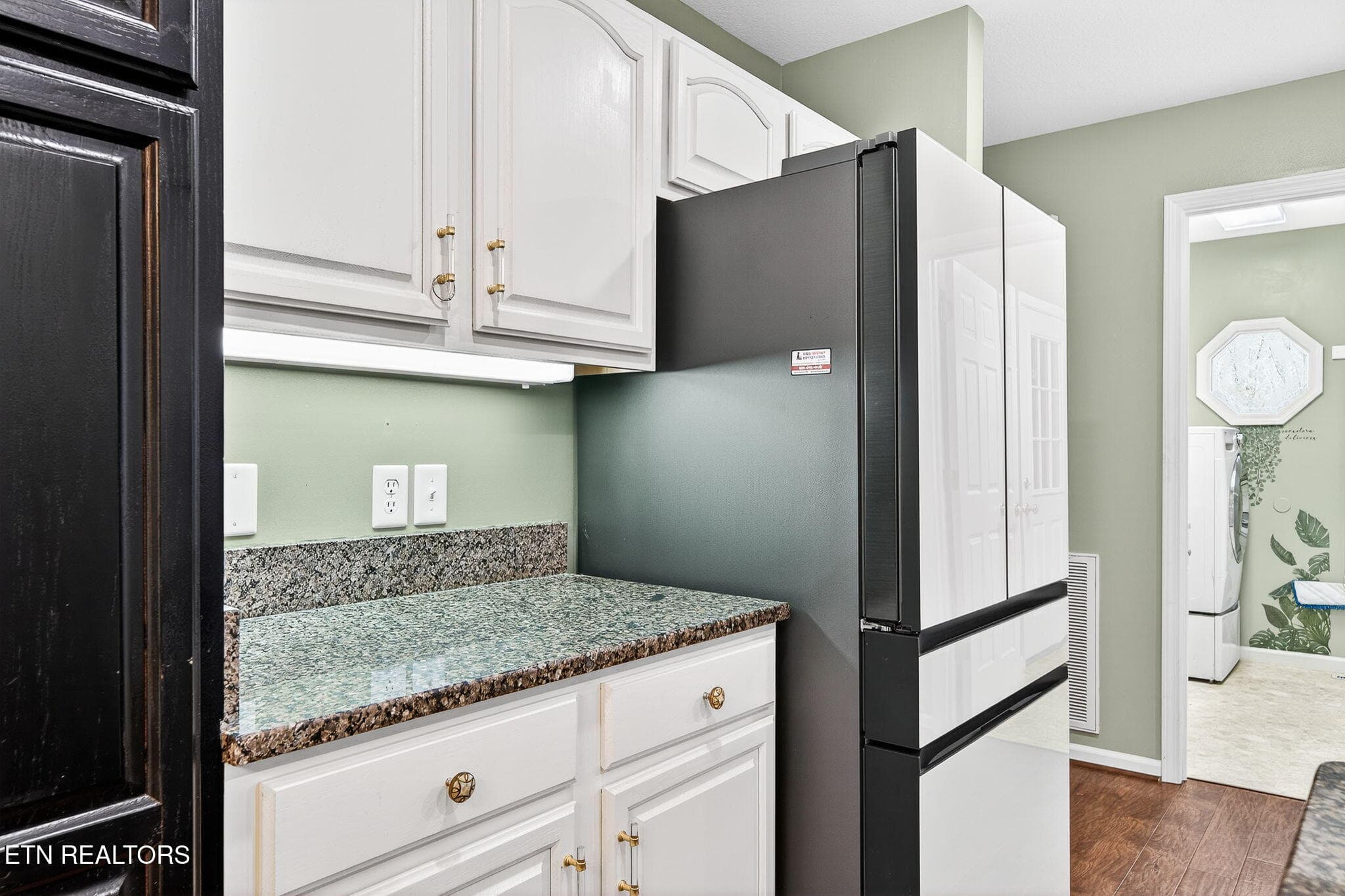 Kitchen - 15 Ridge Crest Circle, Crossville, TN 38558, Crossville