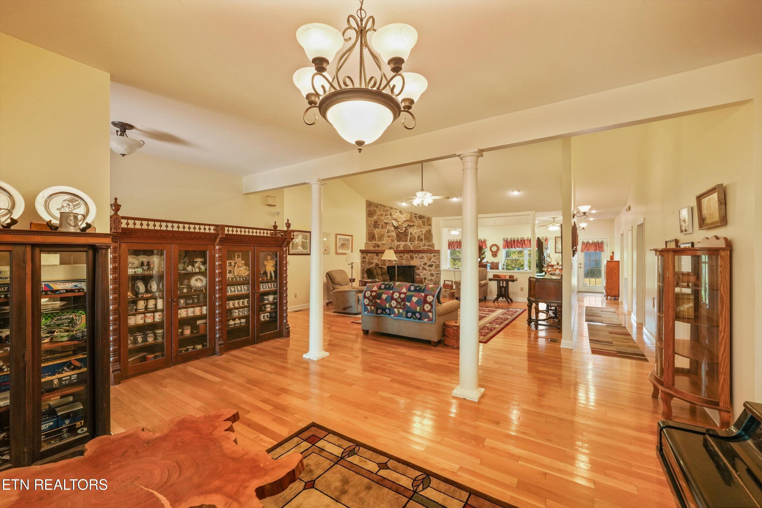 From dining area to family room - 3412 Seebers Court, Louisville, TN 37777, Louisville