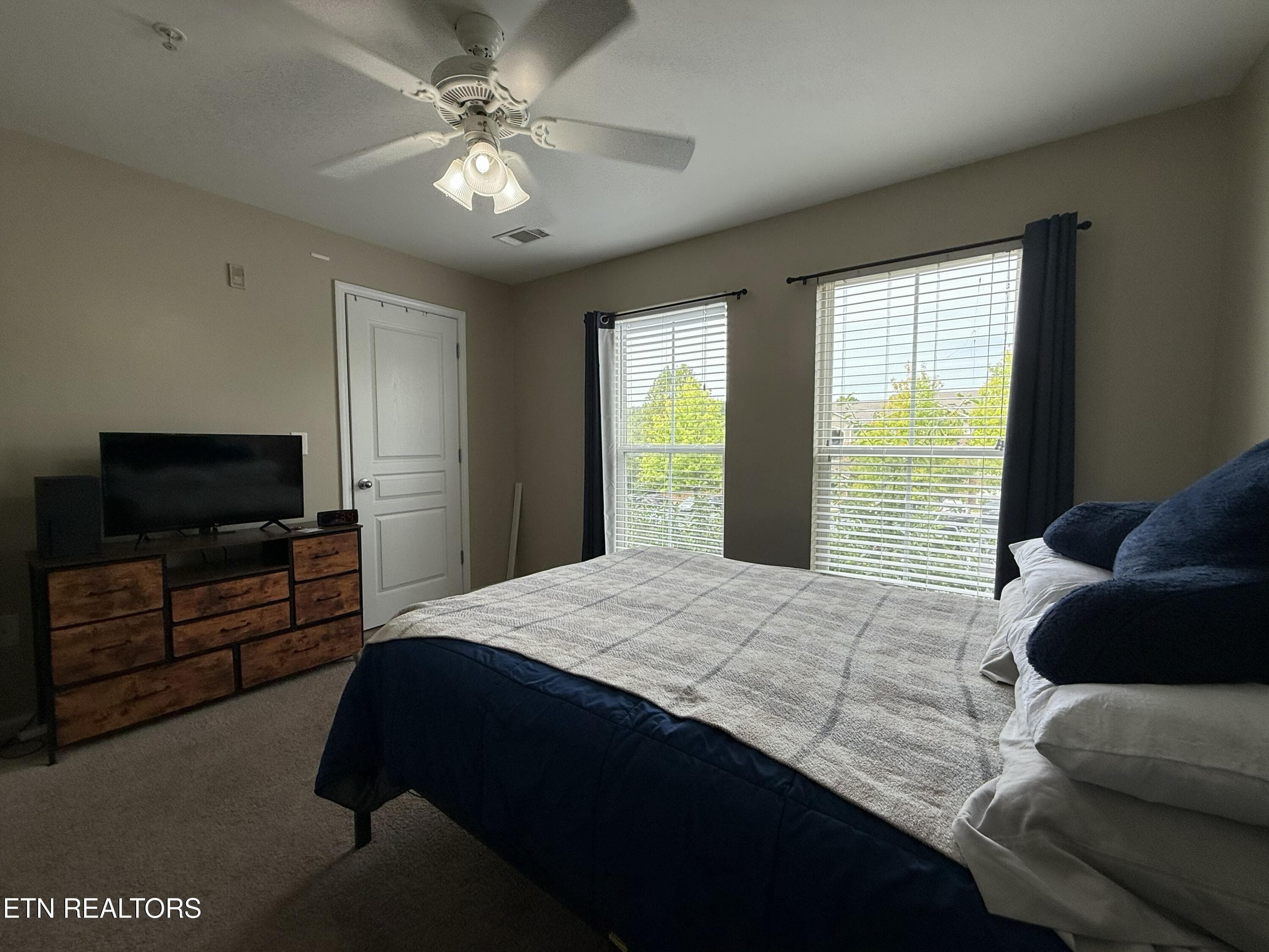 Bed A2 - 1105 Tree Top Way 1726, Knoxville, TN 37920, Knoxville
