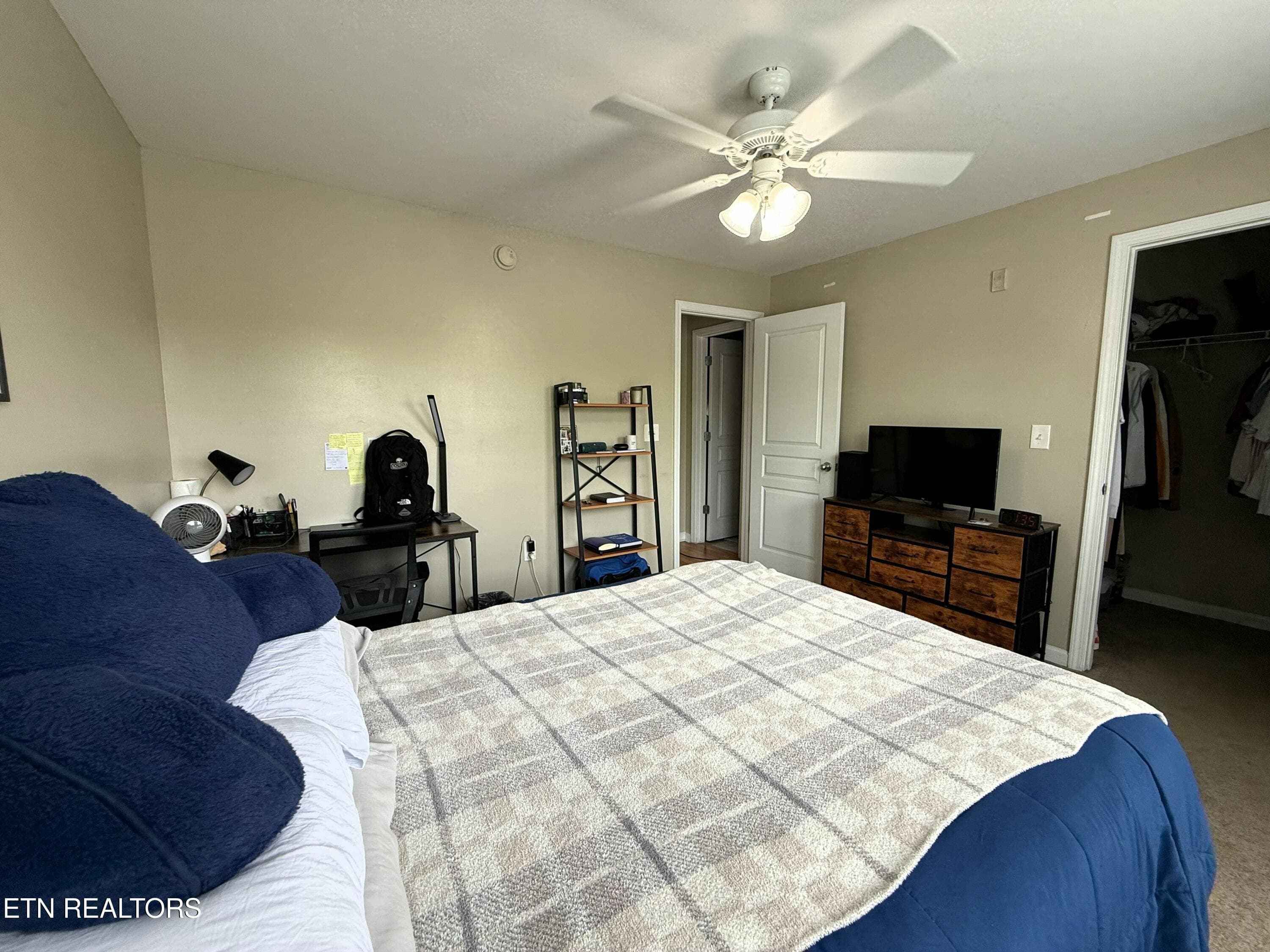 Bed A3 - 1105 Tree Top Way 1726, Knoxville, TN 37920, Knoxville