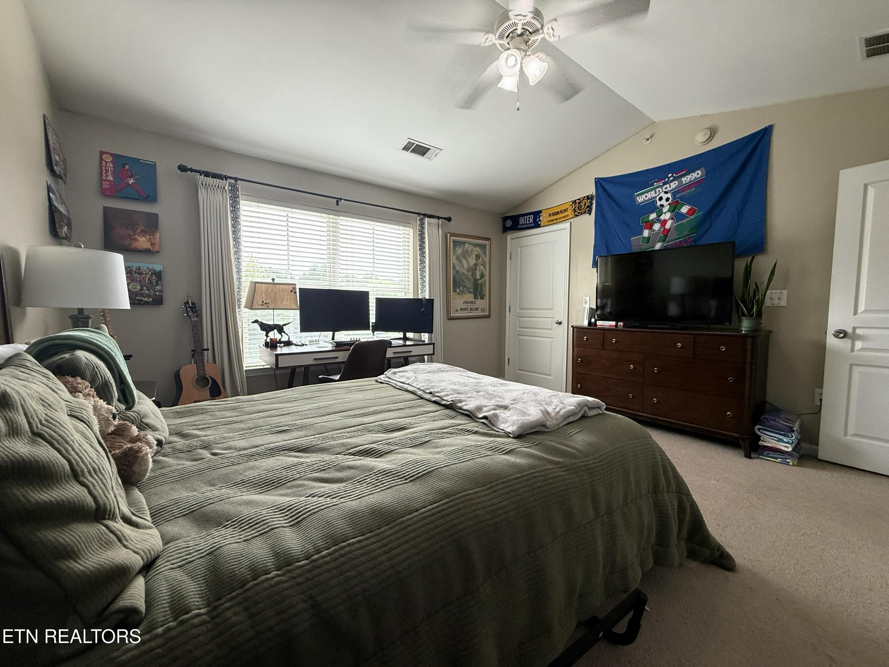 Bed C4 - 1105 Tree Top Way 1726, Knoxville, TN 37920, Knoxville