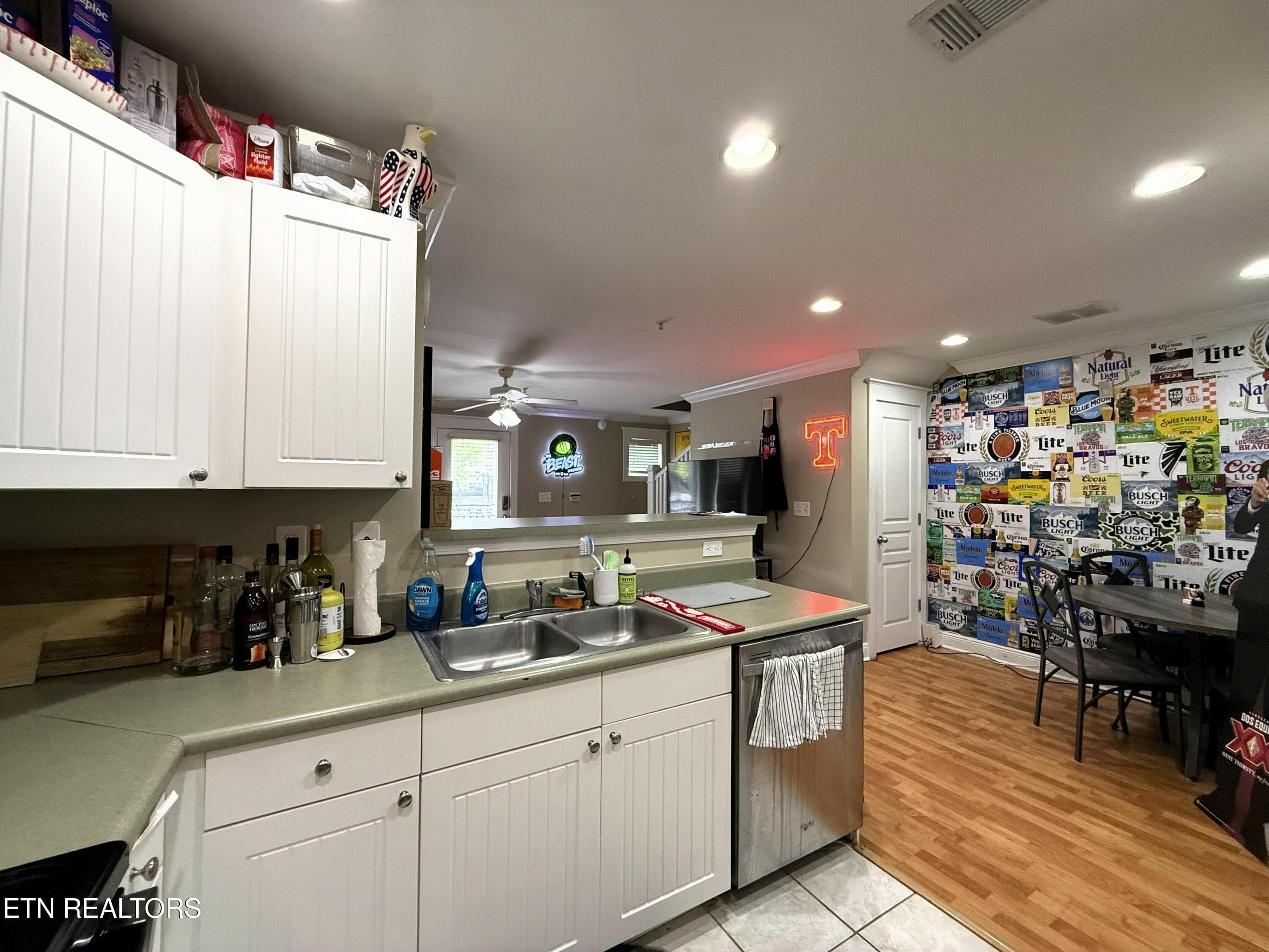 Kitchen 5 - 1105 Tree Top Way 1726, Knoxville, TN 37920, Knoxville