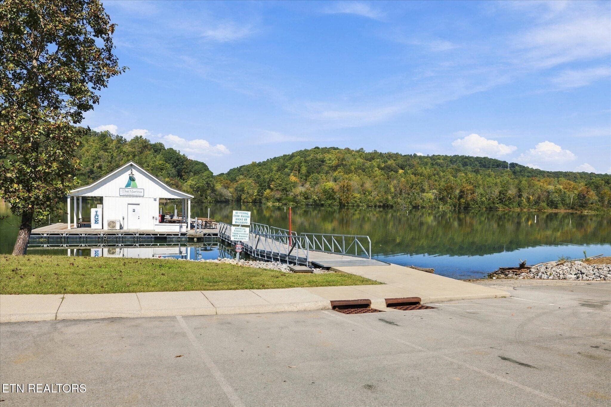 Preserve Marina - 605 Broadberry Ave, Oak Ridge, TN 37830, Oak Ridge