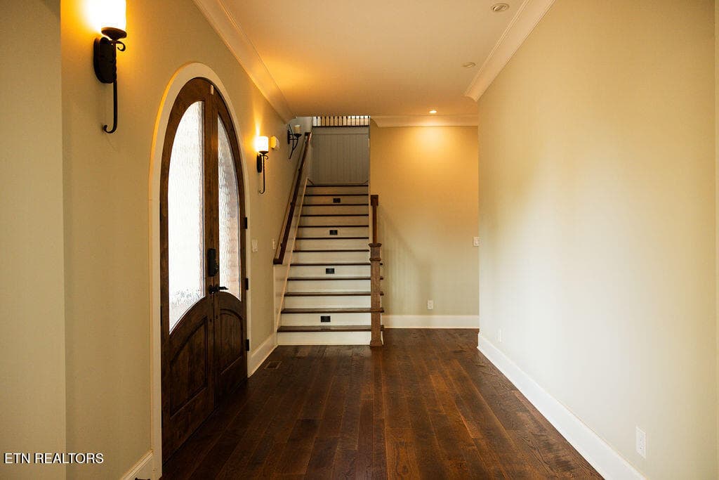Front Door / Foyer - 157 River Watch Way, Loudon, TN 37774, Loudon