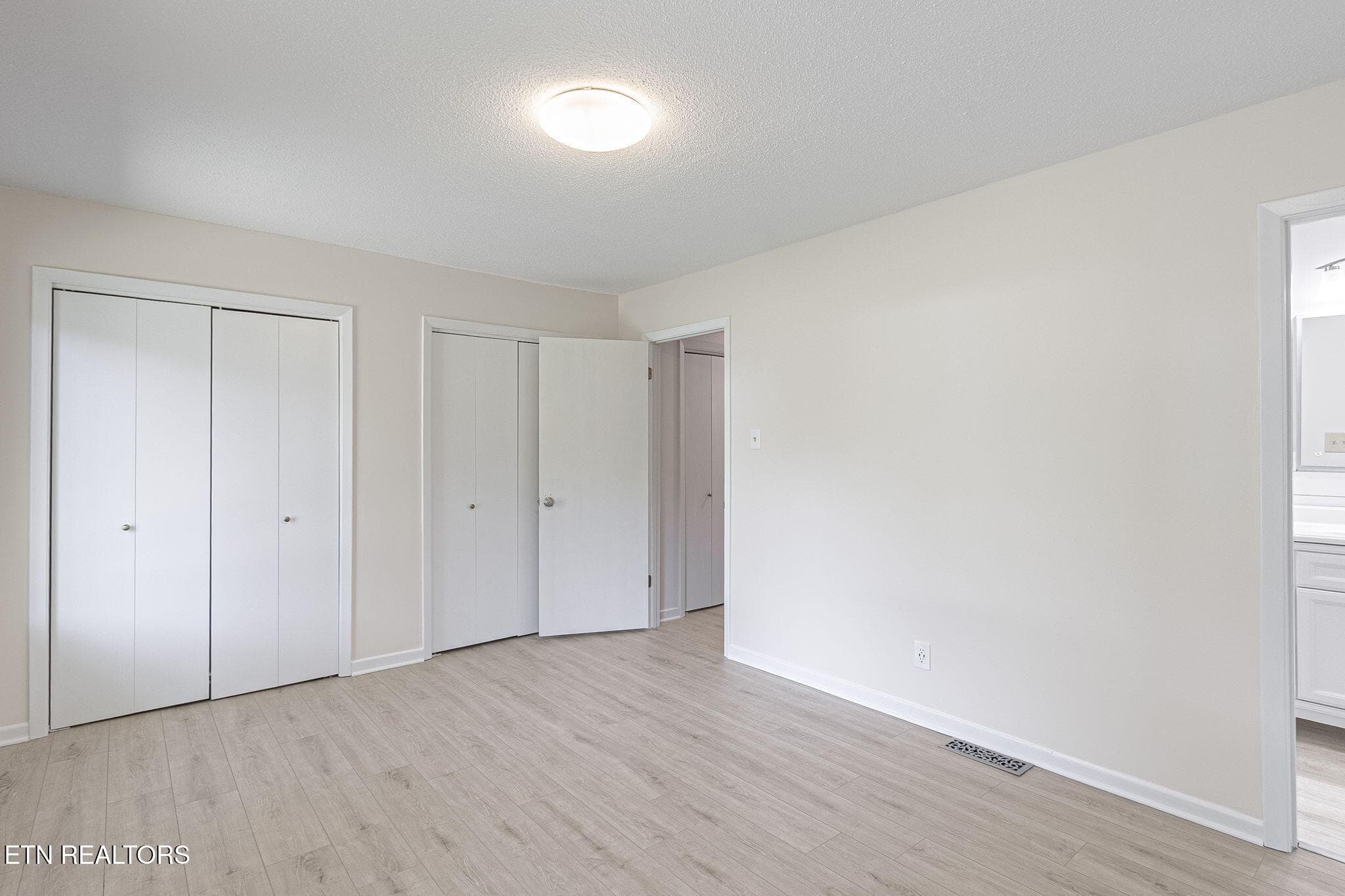 PRIMARY SUITE - 11554 Midhurst Drive, Knoxville, TN 37934, Knoxville