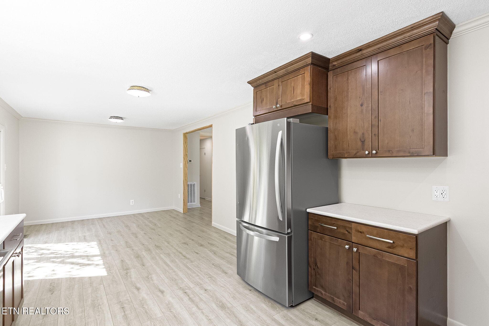 QUARTZ COUNTERTOPS - 11554 Midhurst Drive, Knoxville, TN 37934, Knoxville