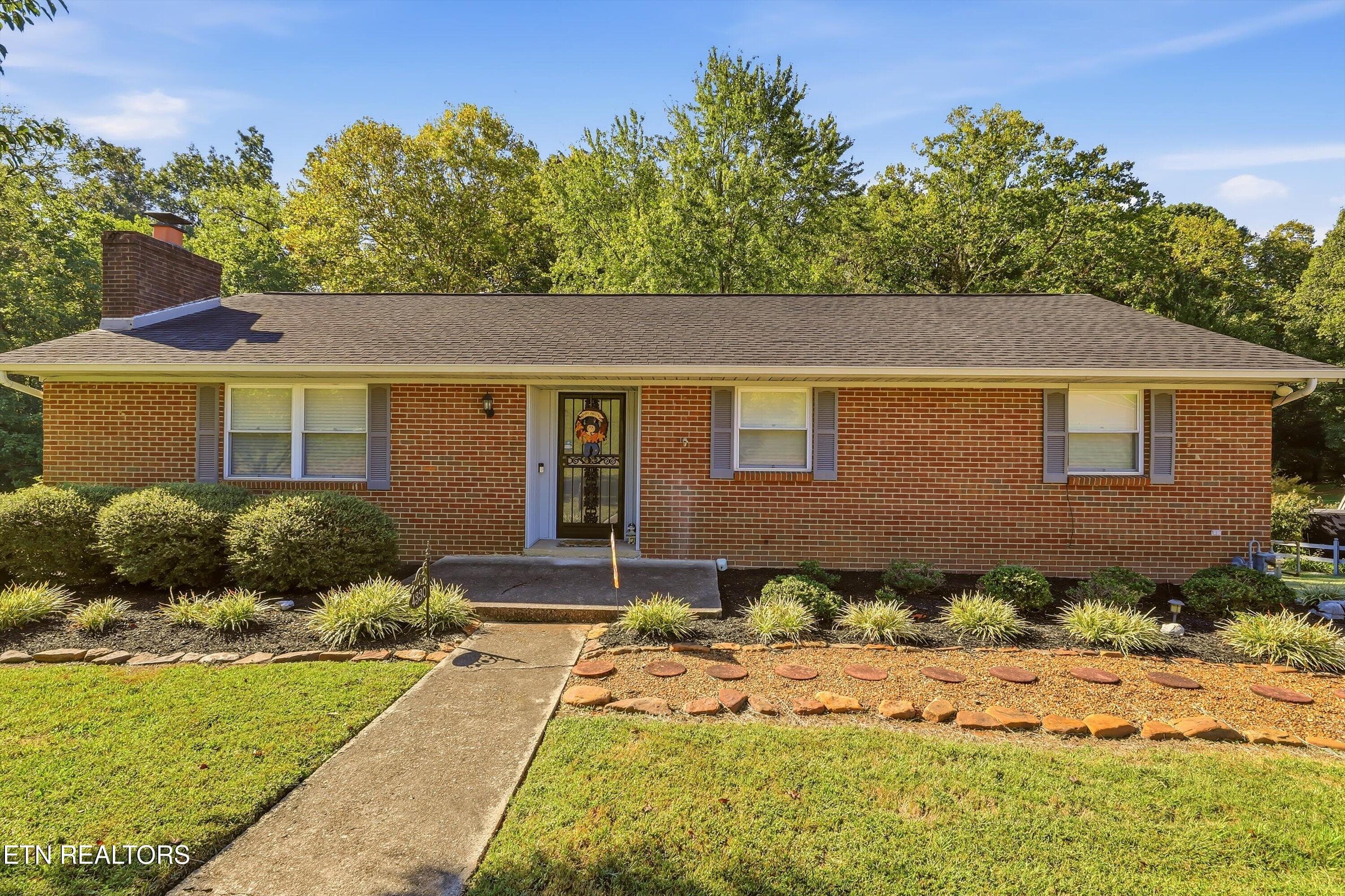 Front - 4330 Larigo Drive, Knoxville, TN 37914, Knoxville