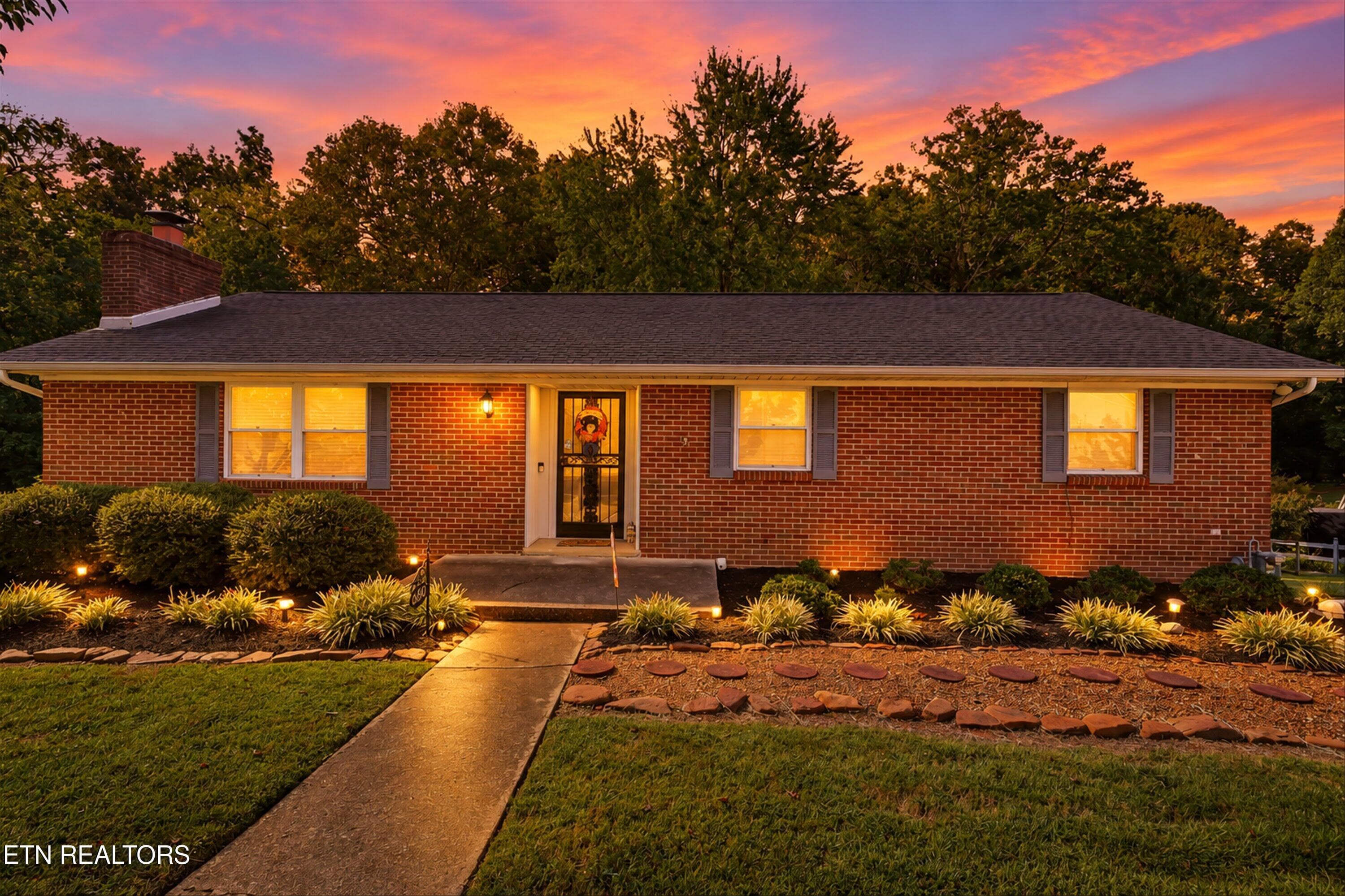 Front - 4330 Larigo Drive, Knoxville, TN 37914, Knoxville