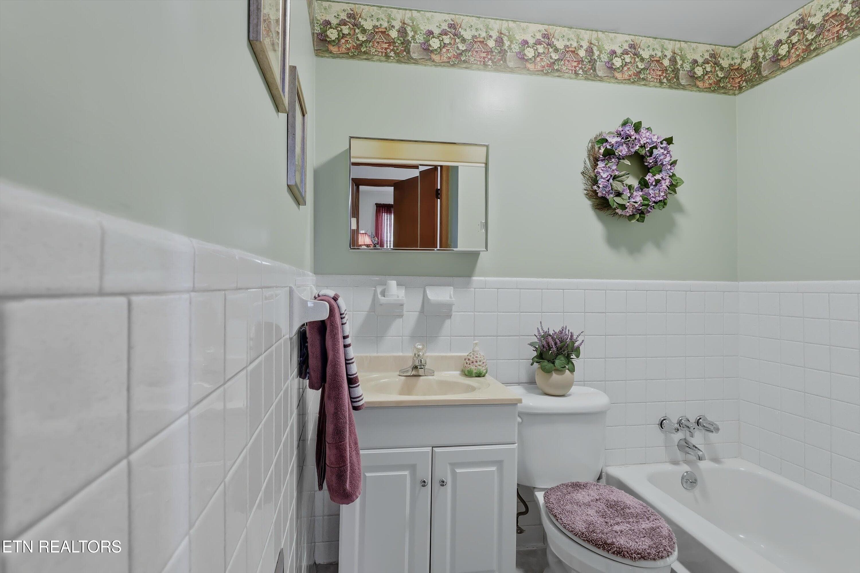 Bathroom - 4330 Larigo Drive, Knoxville, TN 37914, Knoxville