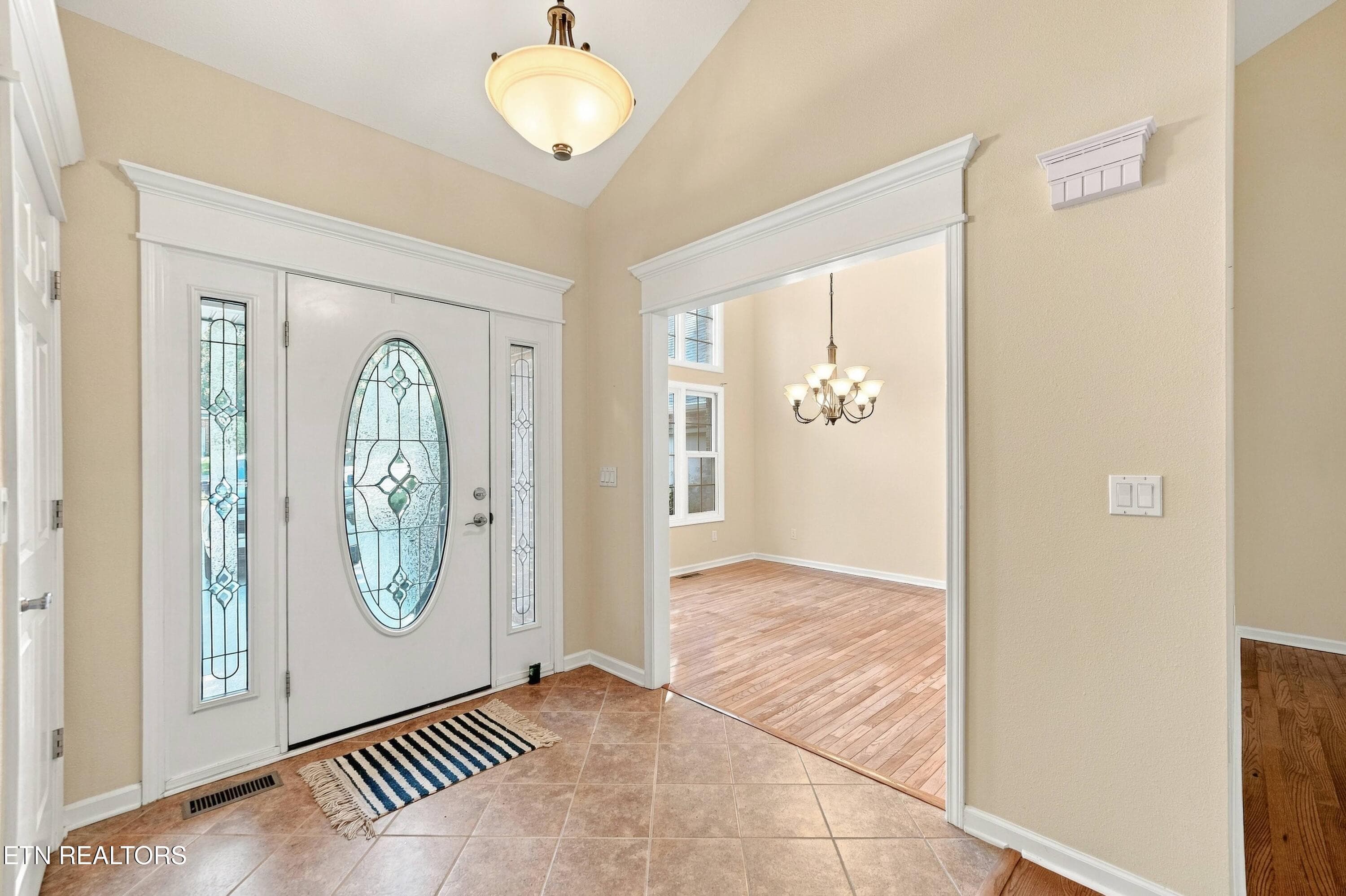 Foyer - 106 Mariners Drive, Crossville, TN 38558