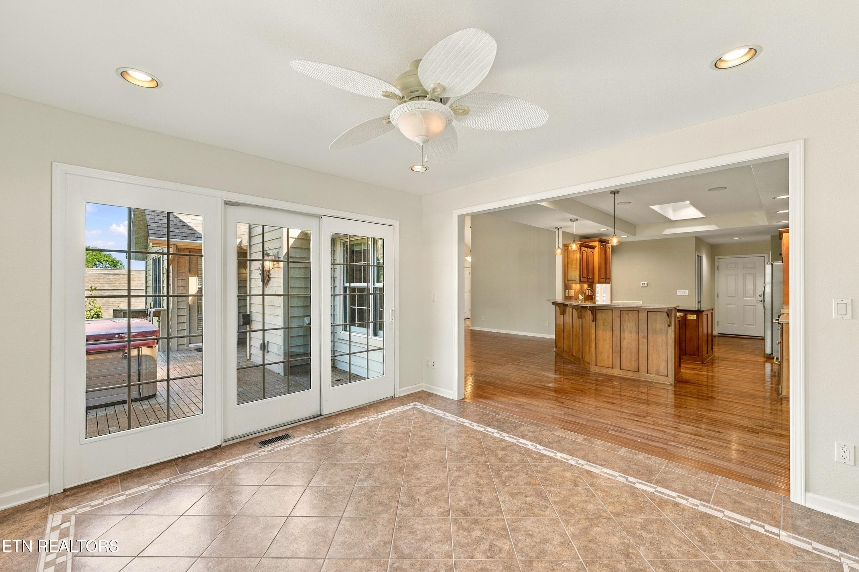 Sunroom - 106 Mariners Drive, Crossville, TN 38558