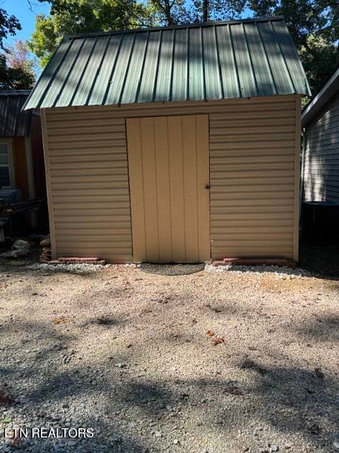 Outbldg 1 Stays - 119 Sunset View Drive, Kingston, TN 37763