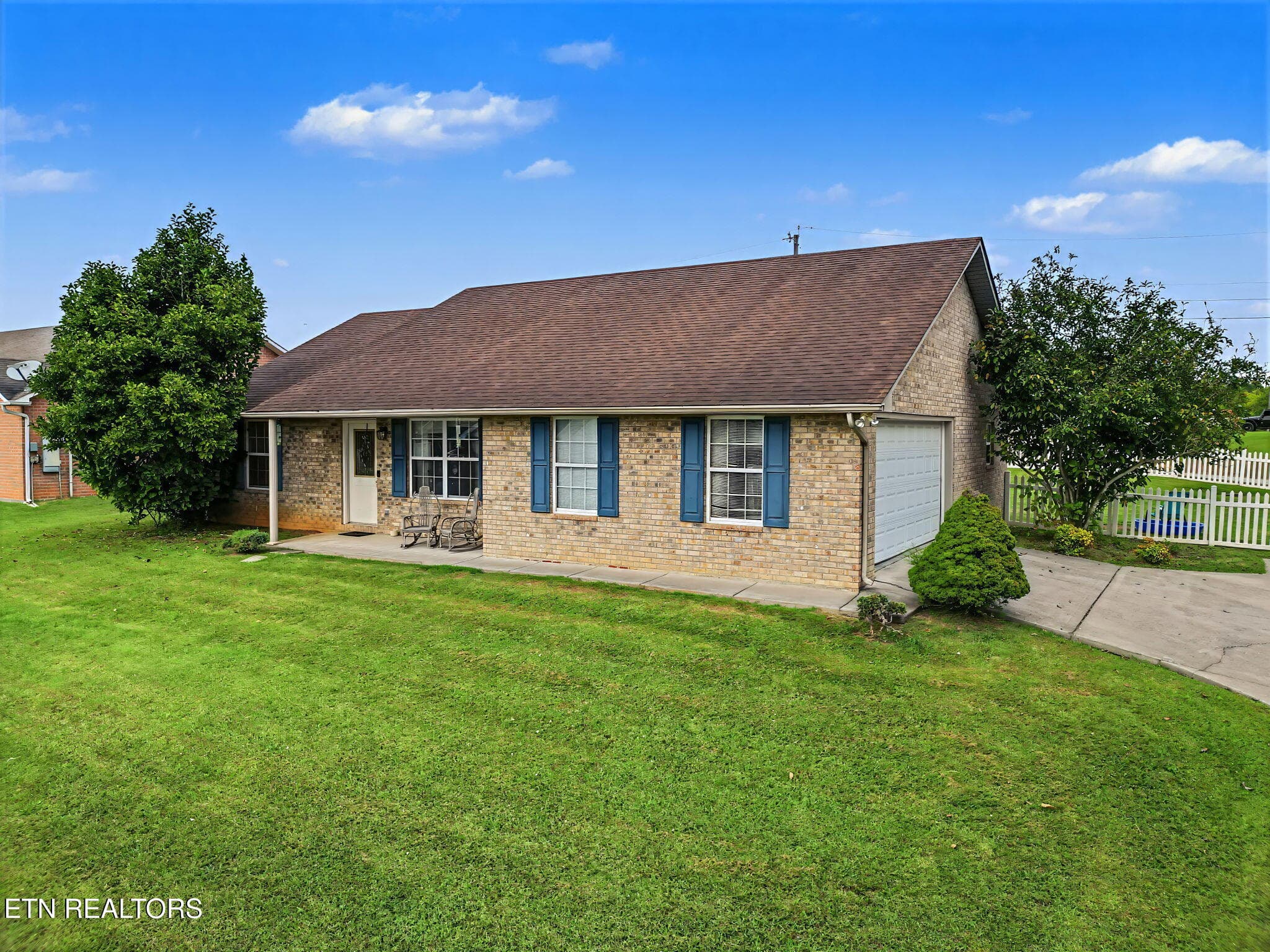 2-web-or-mls-DJI_0913-topaz - 4104 Briggs Loop, Kodak, TN 37764