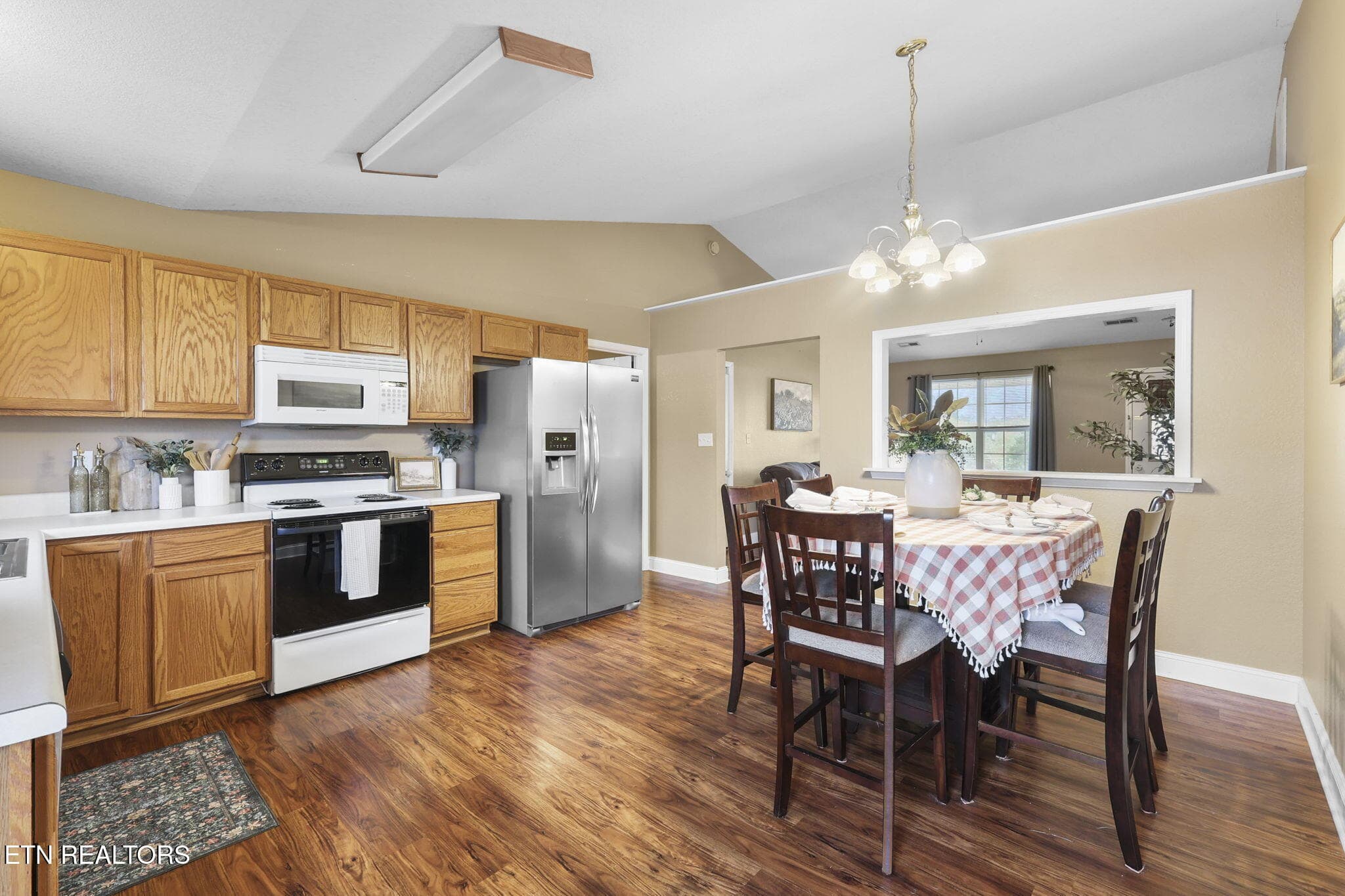 25-web-or-mls-3F1A9839 - 4104 Briggs Loop, Kodak, TN 37764